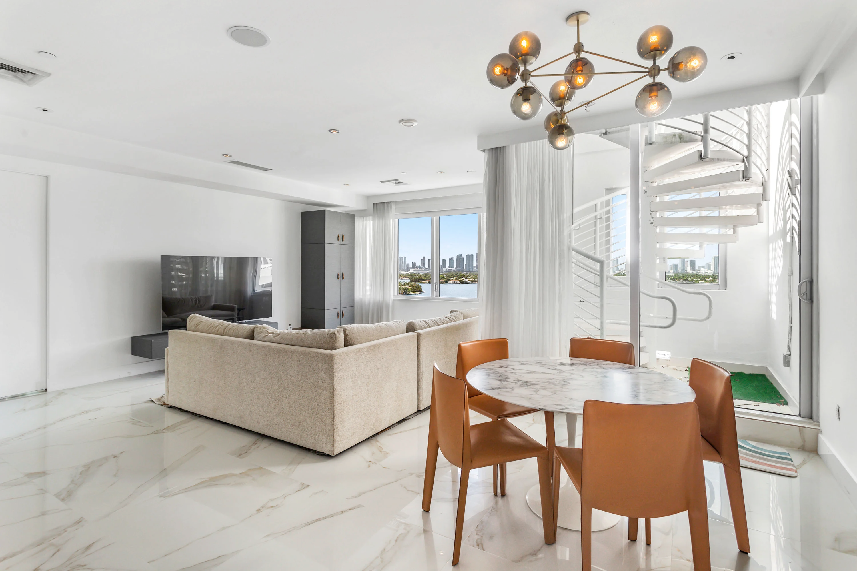 1100 West Avenue, Unit #1-TS, Miami Beach, Florida 33139 - 1100_West_Ave_Unit_1-TS_02_kdfwqw