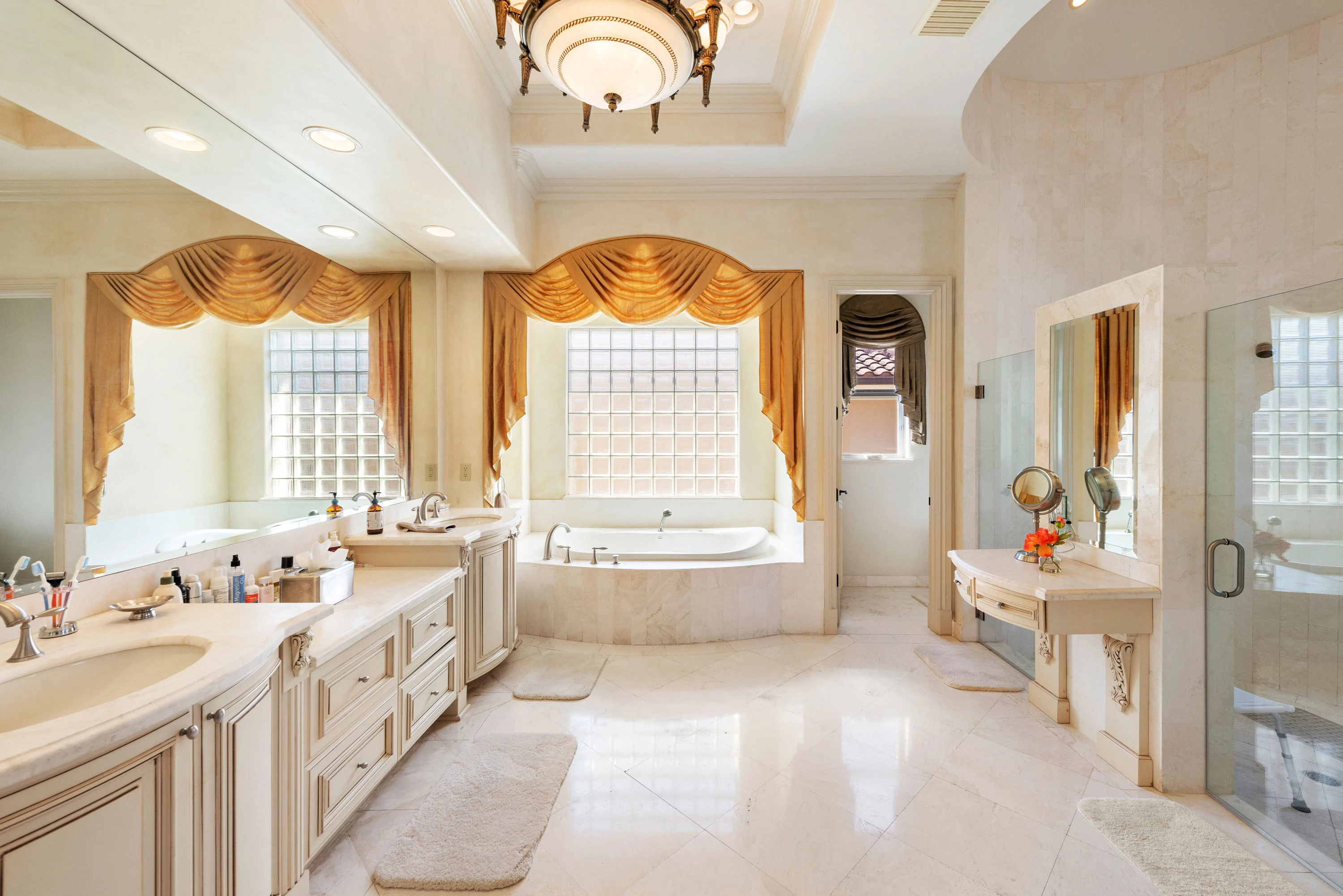 2250 NE 26th Street, Fort Lauderdale Area, Florida 33064 - 2250-ne-26th-street-lighthouse-point-florida20_jbelgb