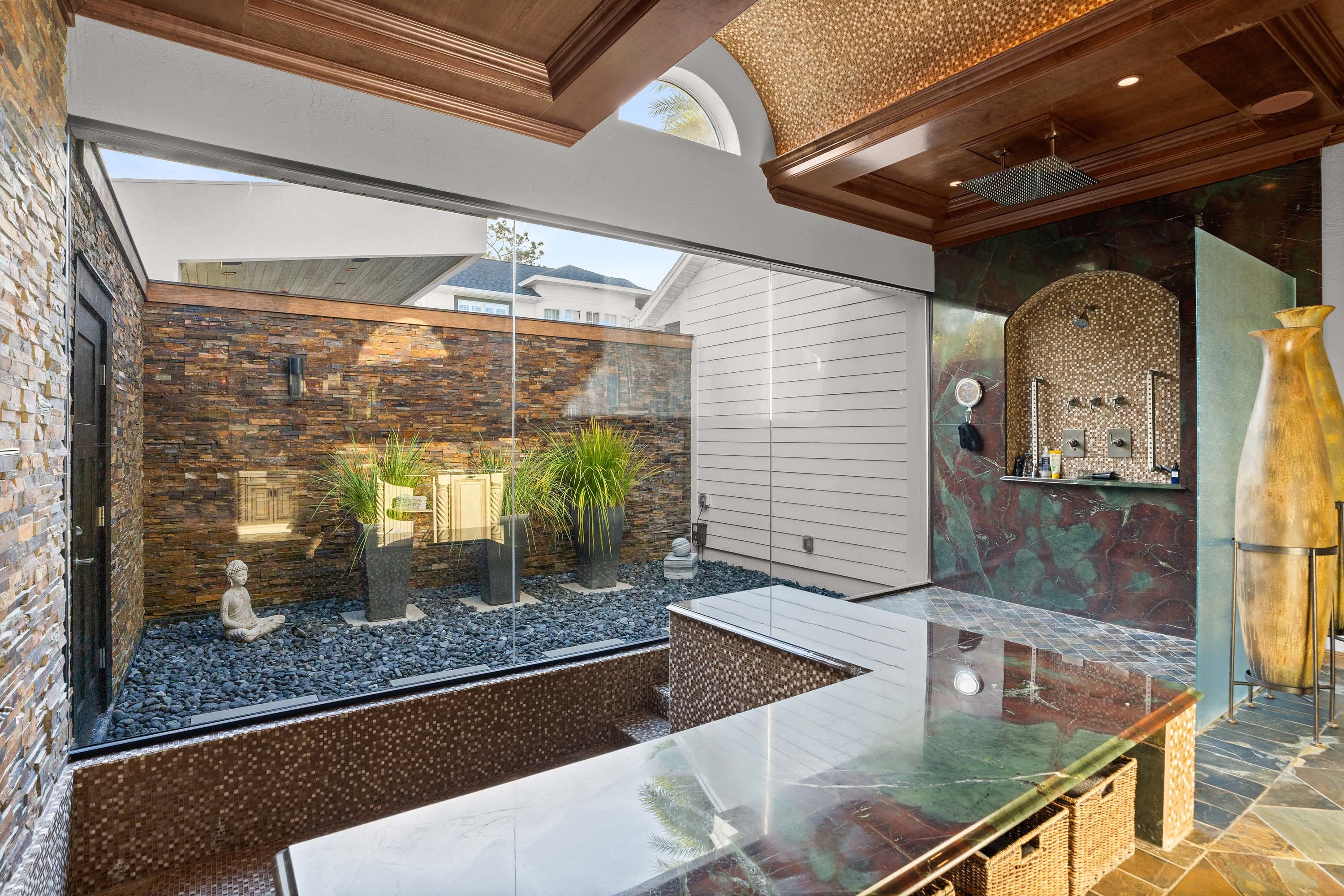 22 4 Broadcreek Circle - Luxury Real Estate - Concierge Auctions