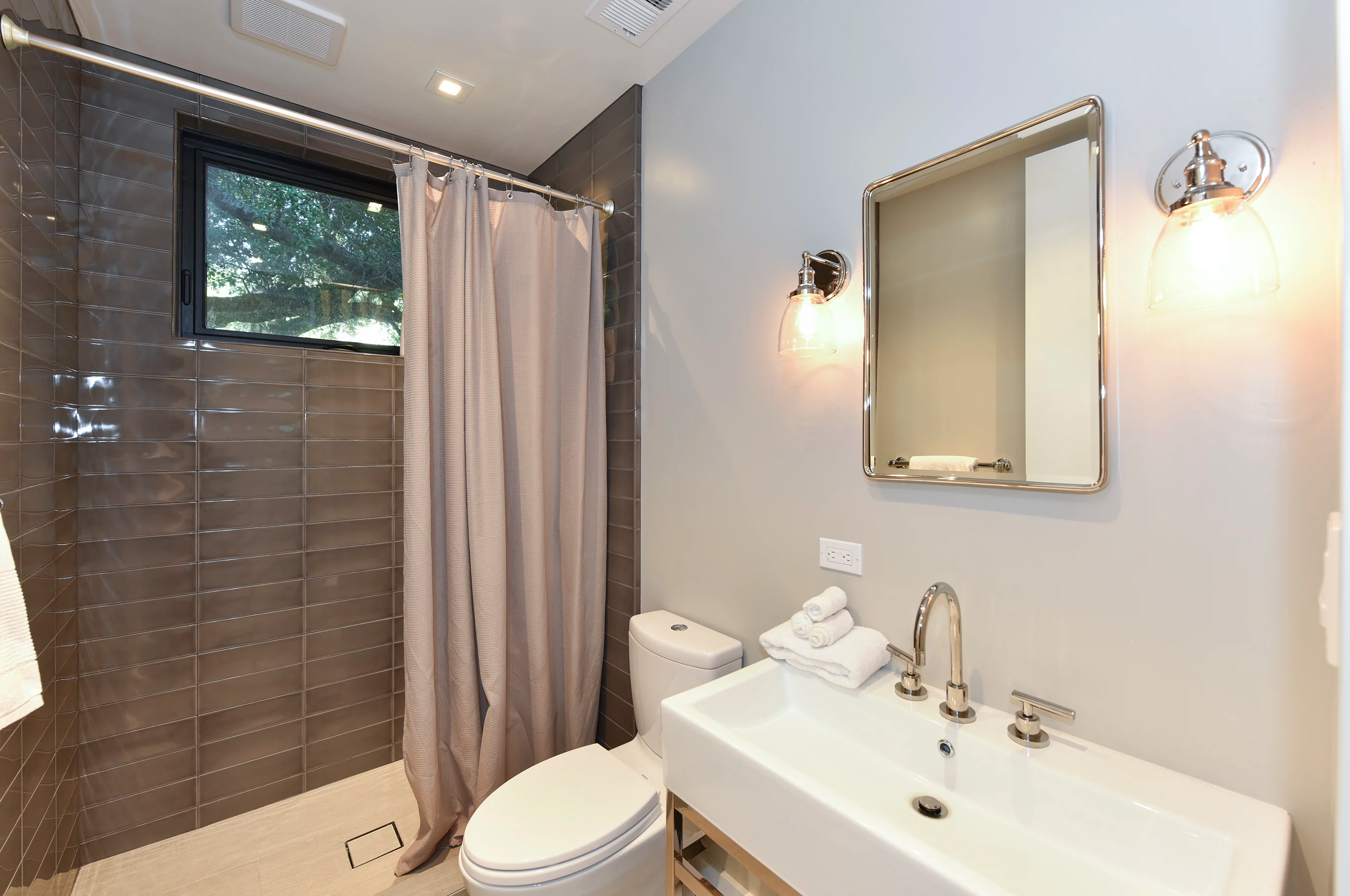 2618 & 2620 Silverado Trail North, Saint Helena, California 94574 - St-Hel-CA59_ydzpp6