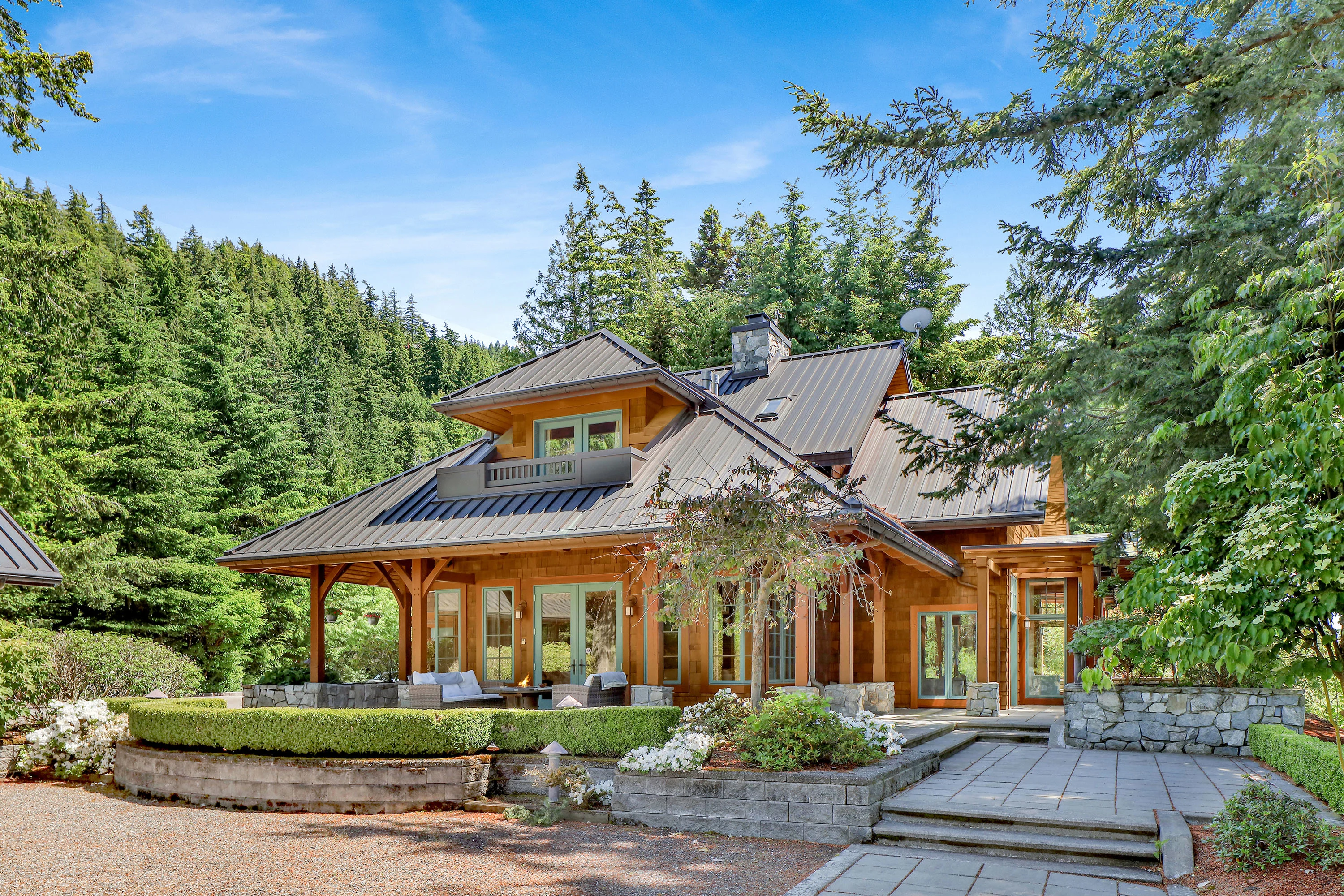 1401 Chuckanut Crest Drive, Bellingham, Near Seattle, Washington 98229 - 1401_Chuckanut_Crest_Drive_32_a4xr0j