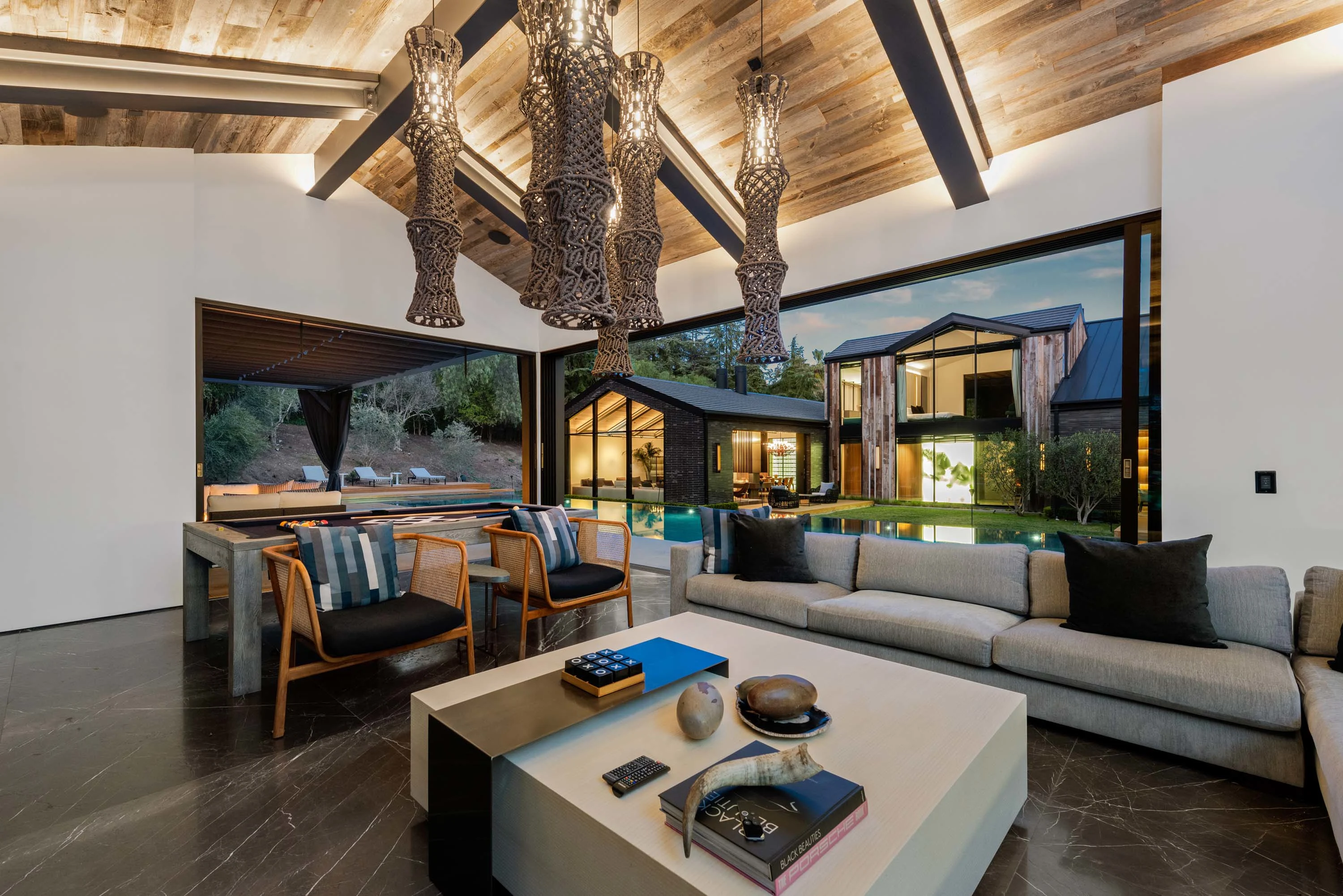 24350 Bridle Trail Road, Hidden Hills, Los Angeles Area, California 91302 - 14_-_20_24350BridleTrail-print-78_py7njd