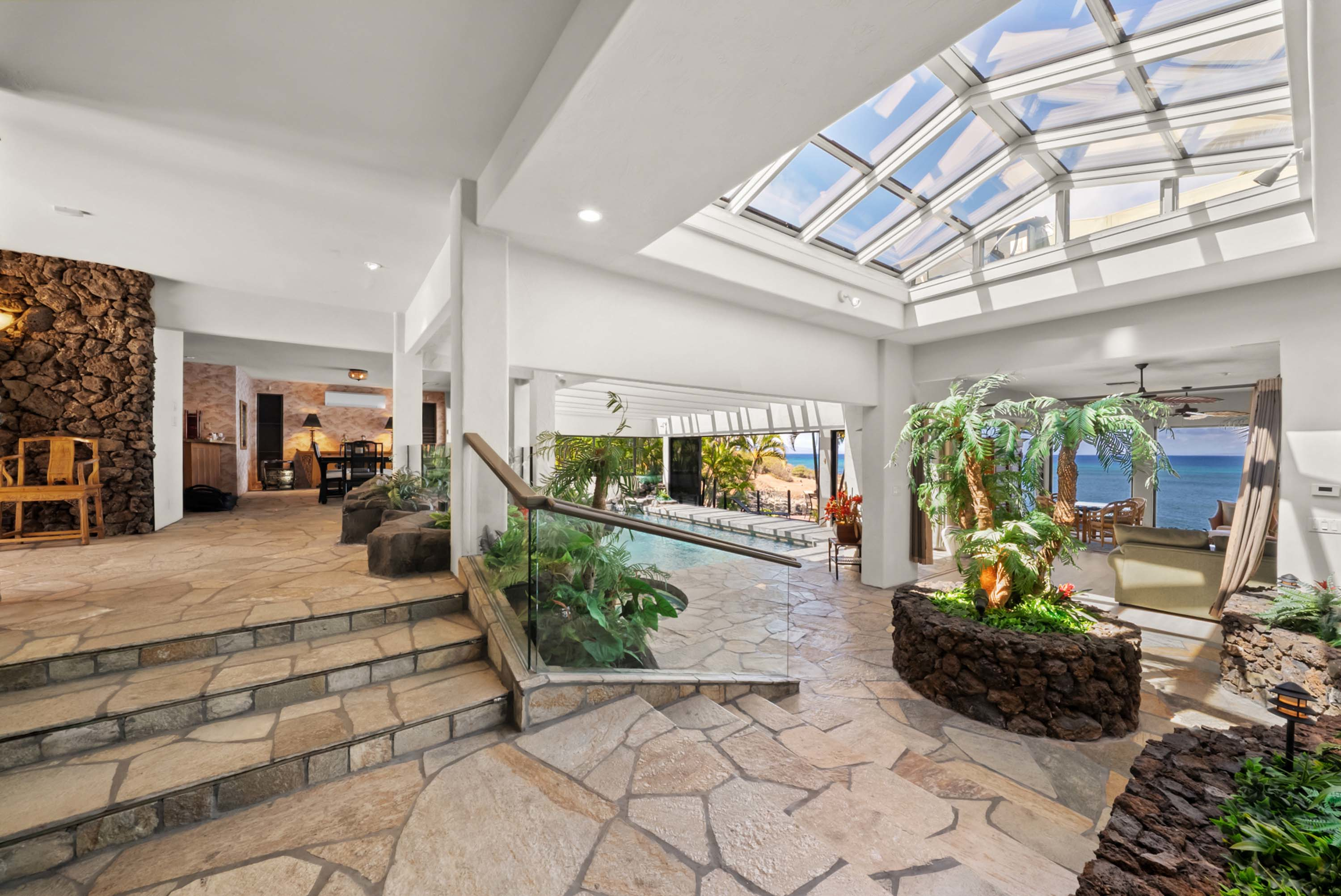 43 5163 and 5157 Lower Honoapiilani Rd, Lahaina, HI 96761 - Luxury Real Estate - Concierge Auctions