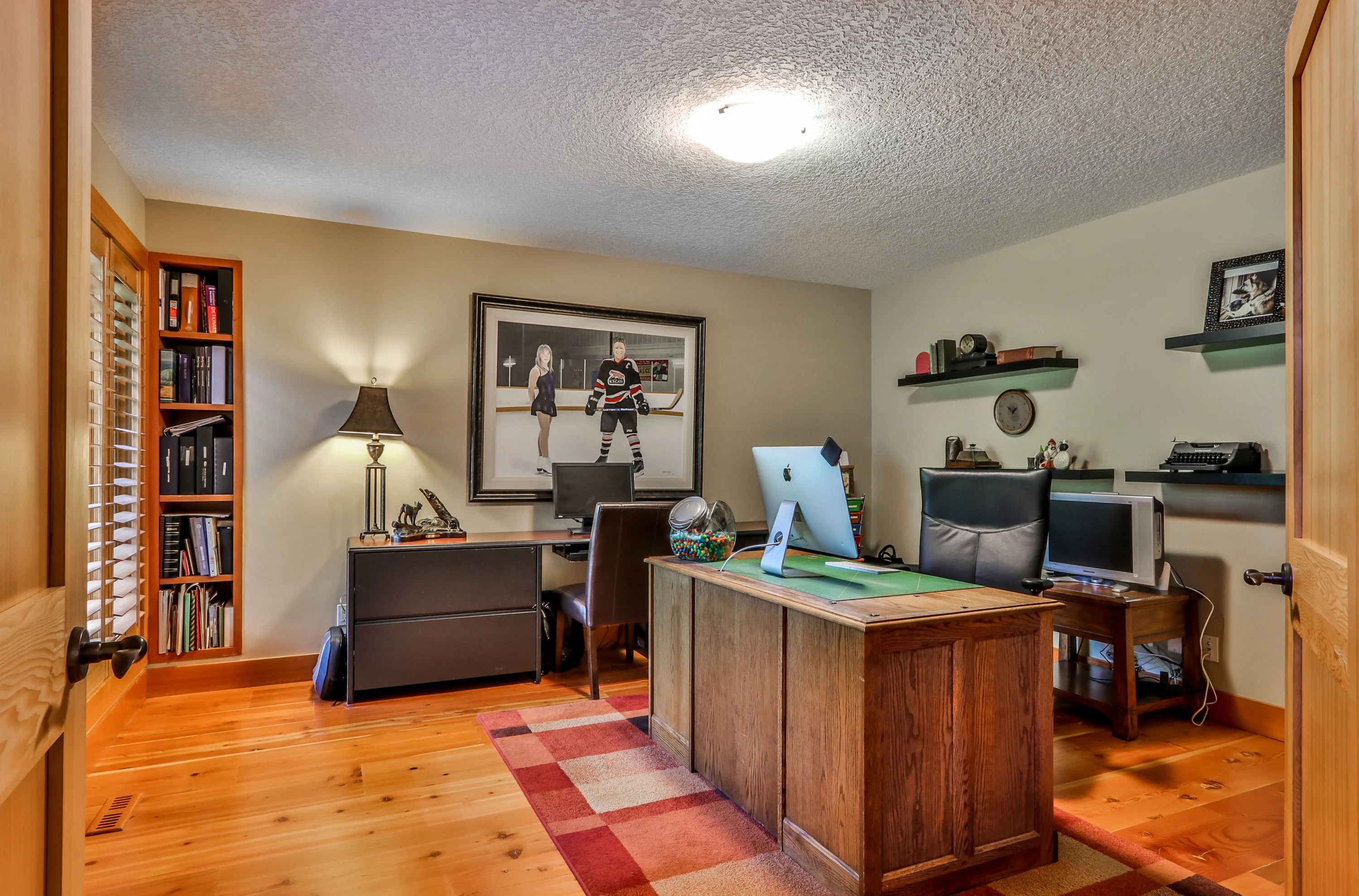 251 Miskow Close, Canmore, Alberta T1W 3G7, Canada - 251-miskow-close-canmore-alberta-canada19_fa17lh
