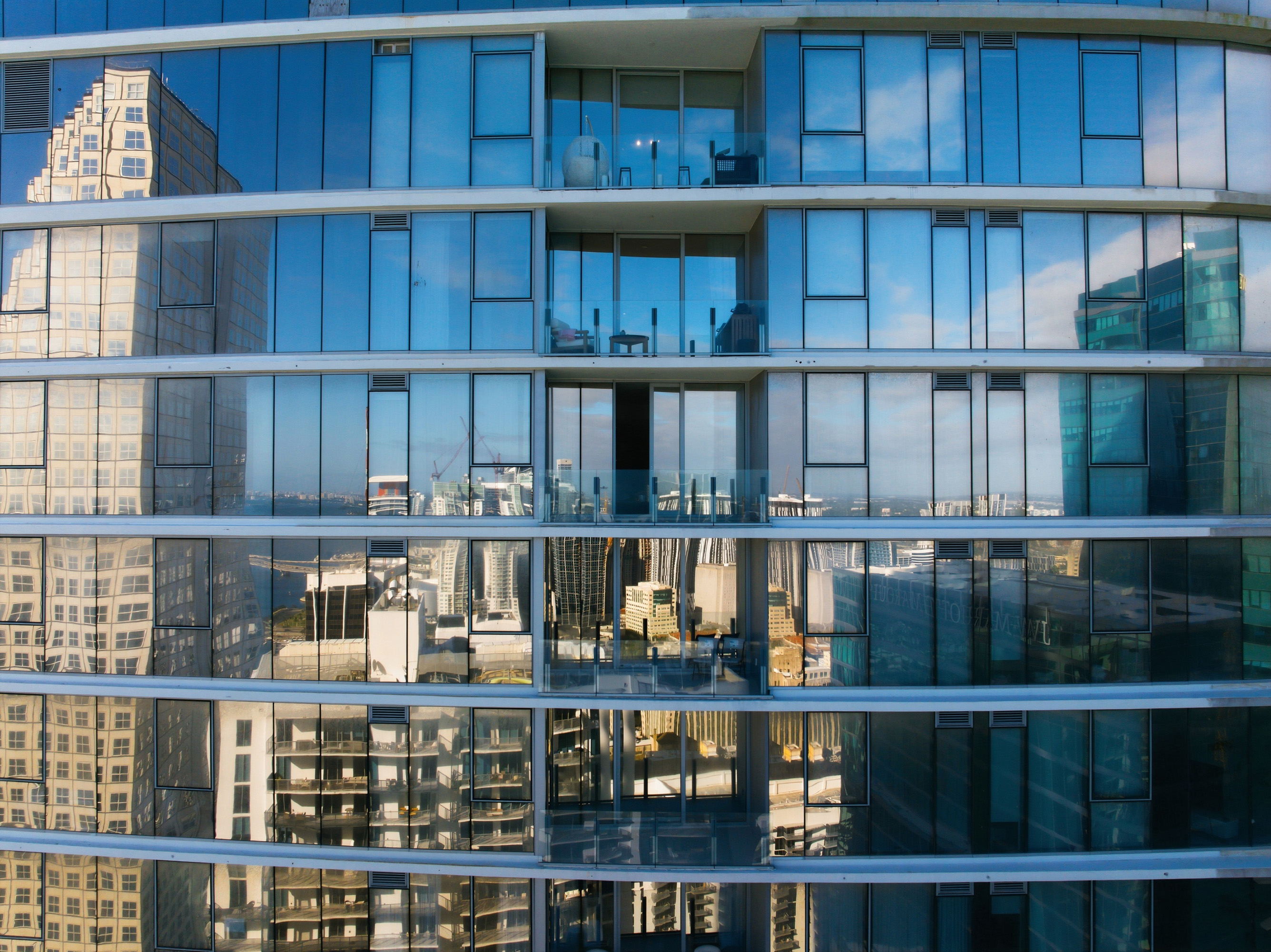 003 300 Biscayne Boulevard Way