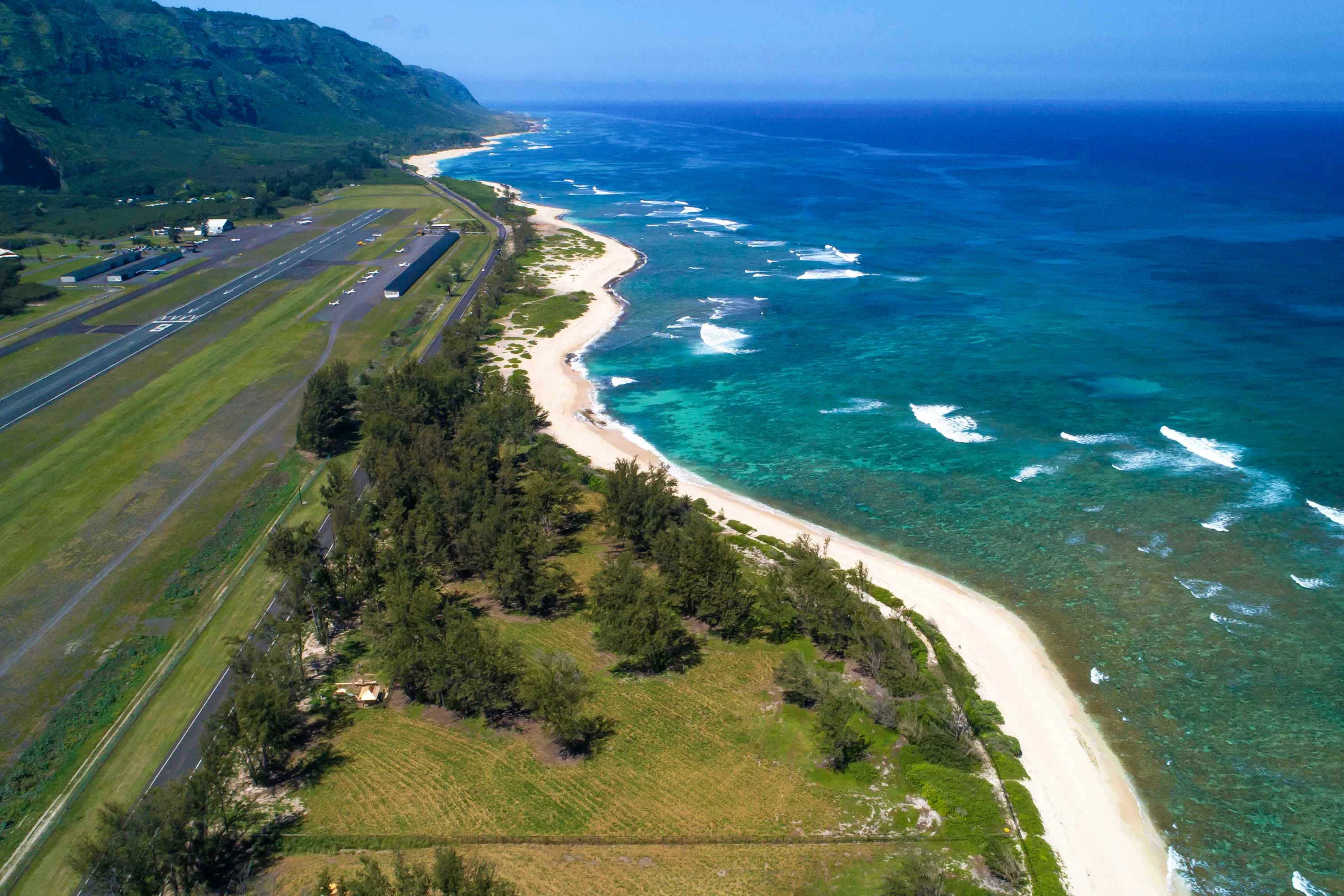 131 Farrington Highway, North Shore, Oahu, Hawaii 96791 - 131-farrington-highway-waialua-hawaii04_ajhrmd
