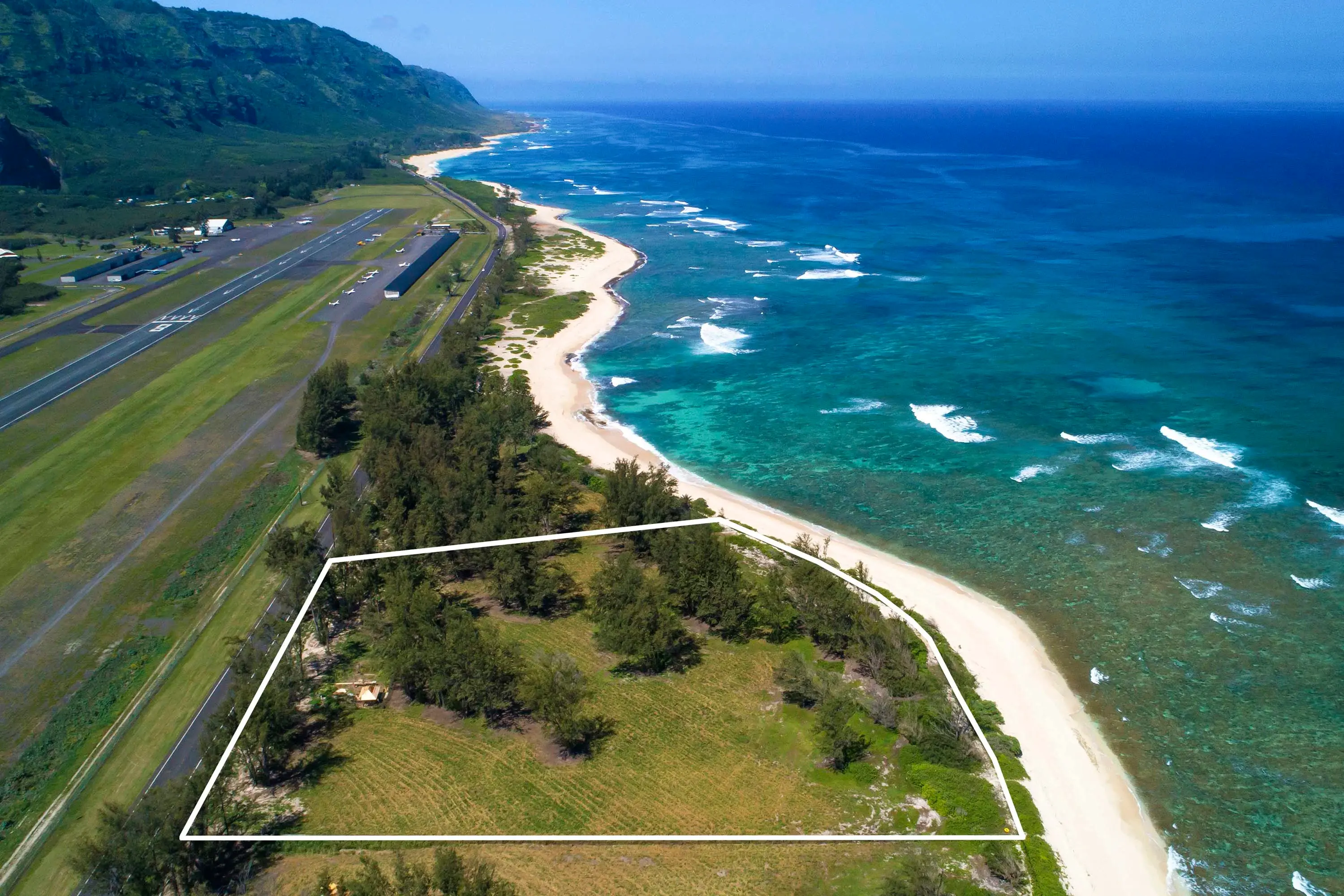 131 Farrington Highway, North Shore, Oahu, Hawaii 96791 - 131-farrington-highway-waialua-hawaii03_kda6c8
