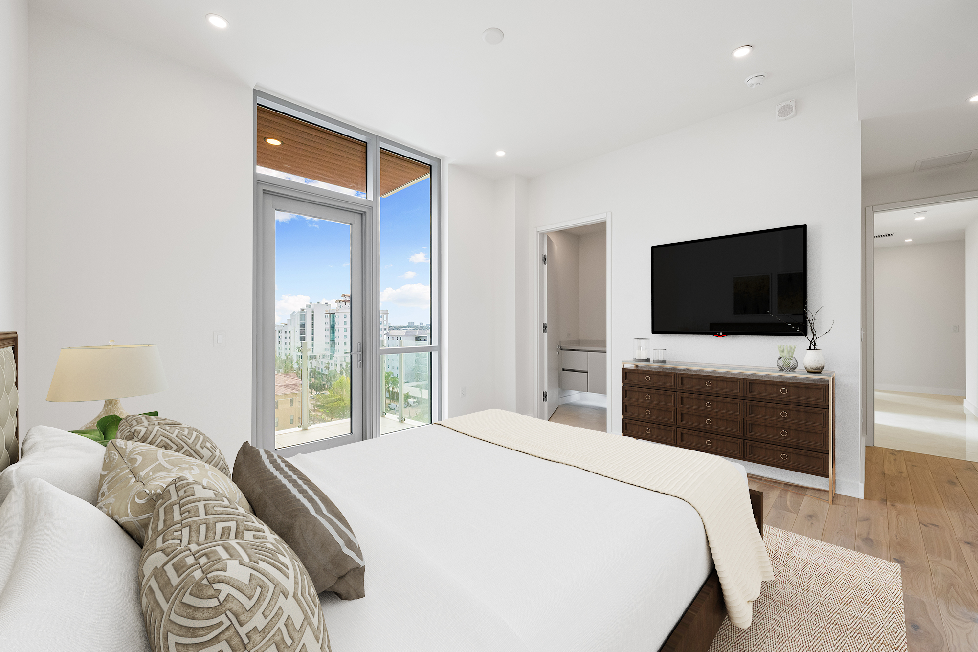 31 111 Golden Gate Point -Penthouse 701, Sarasota, FL 34236 - Luxury Real Estate - Concierge Auctions