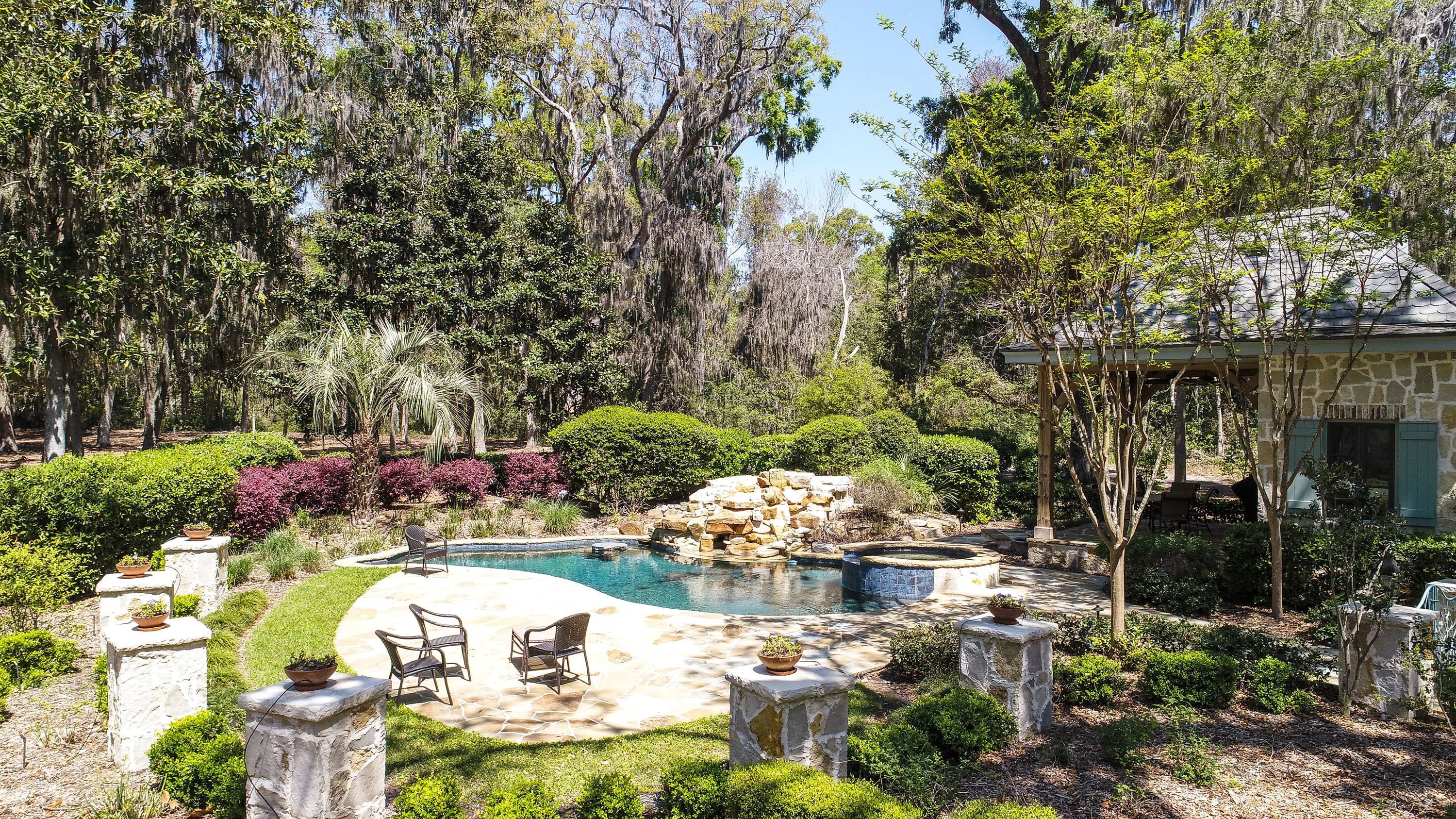 28 Seven Oaks Drive, Hilton Head Island, South Carolina 29910 - 28_seven_oaks_drive_26_fz90tp