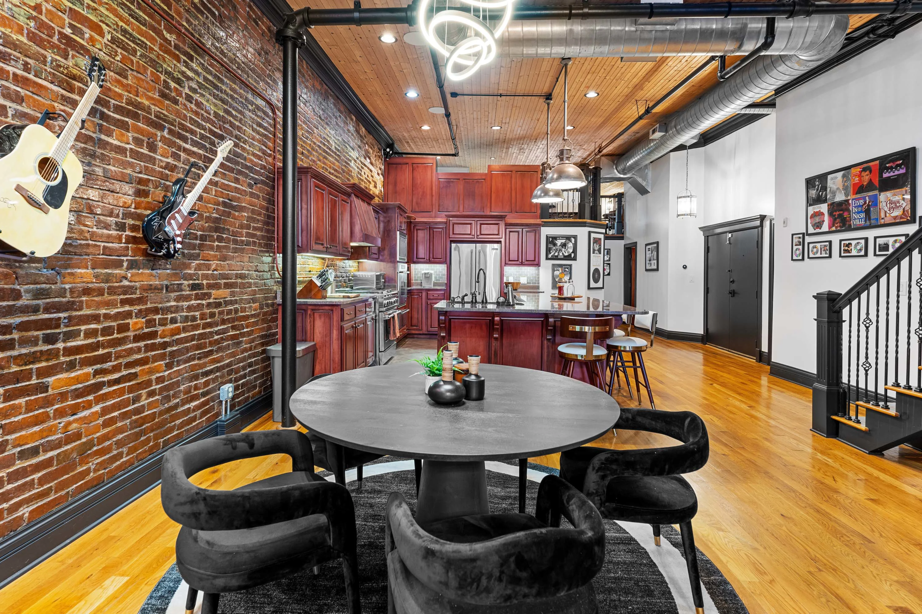 207 3rd Ave N, Unit 602, Nashville, Tennessee 37201 - 10_207_3rd_Ave_k1q3bw