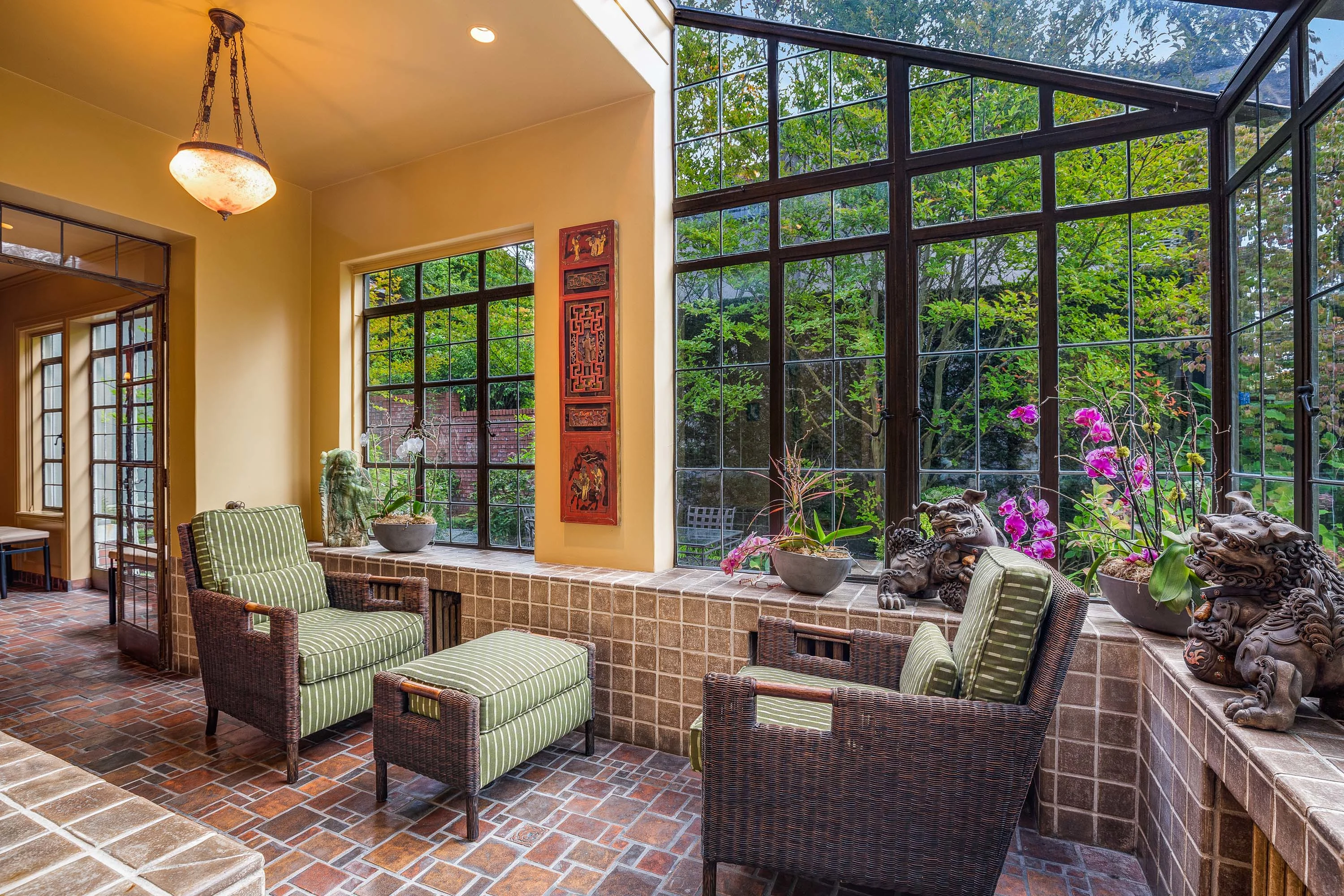618 West Highland Drive, Seattle, Washington 98119 - 618-west-highland-drive-seattle-washington13_br5ied