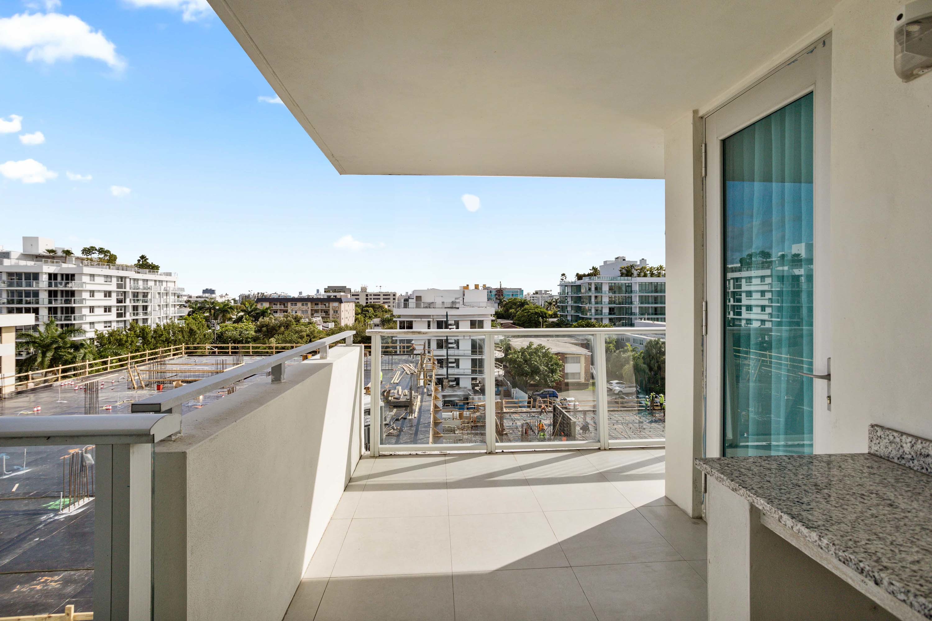 14 Unit 603 1150 101st Street - Luxury Real Estate - Concierge Auctions