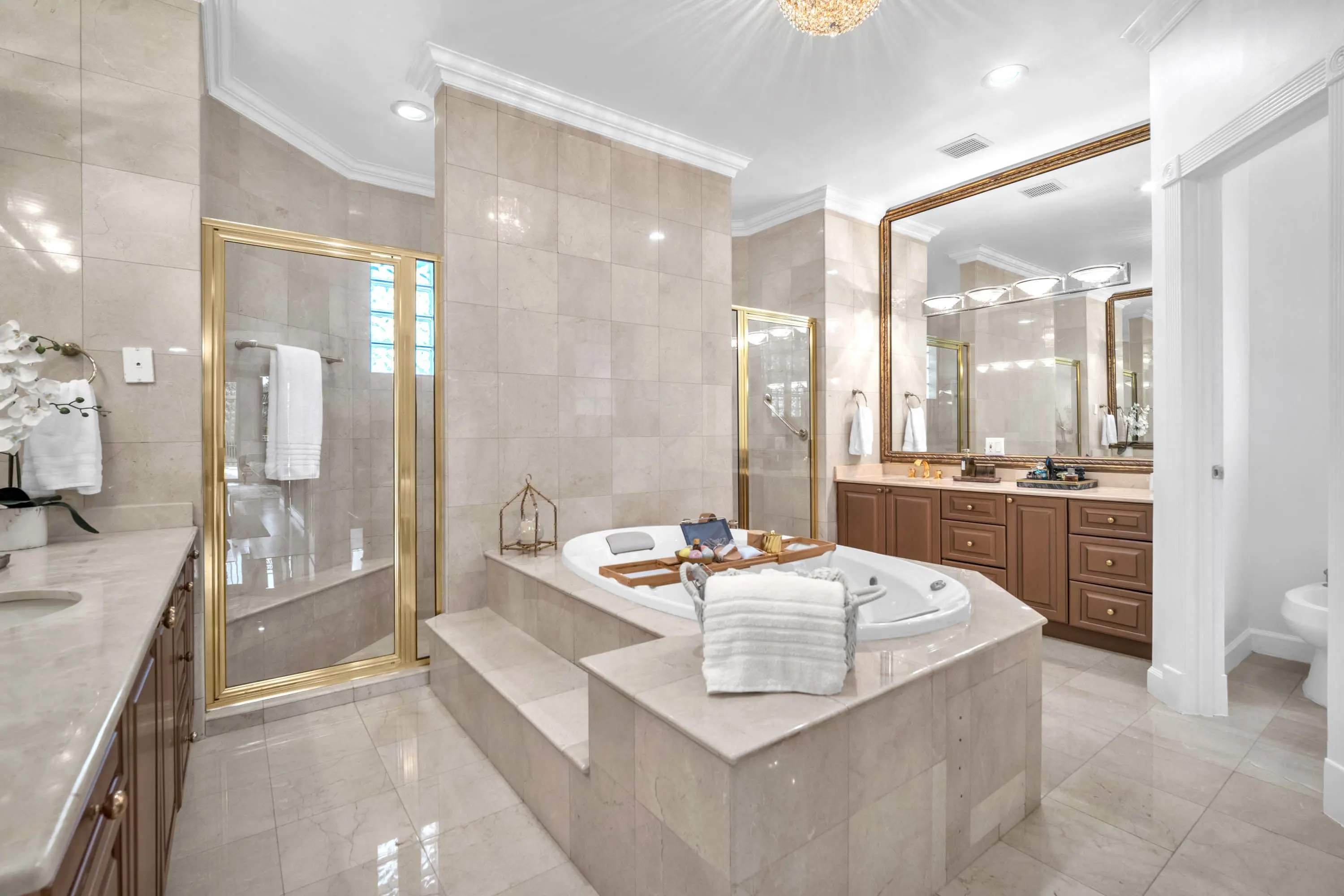 22 3855 Windmill Lake Road - Luxury Real Estate - Concierge Auctions