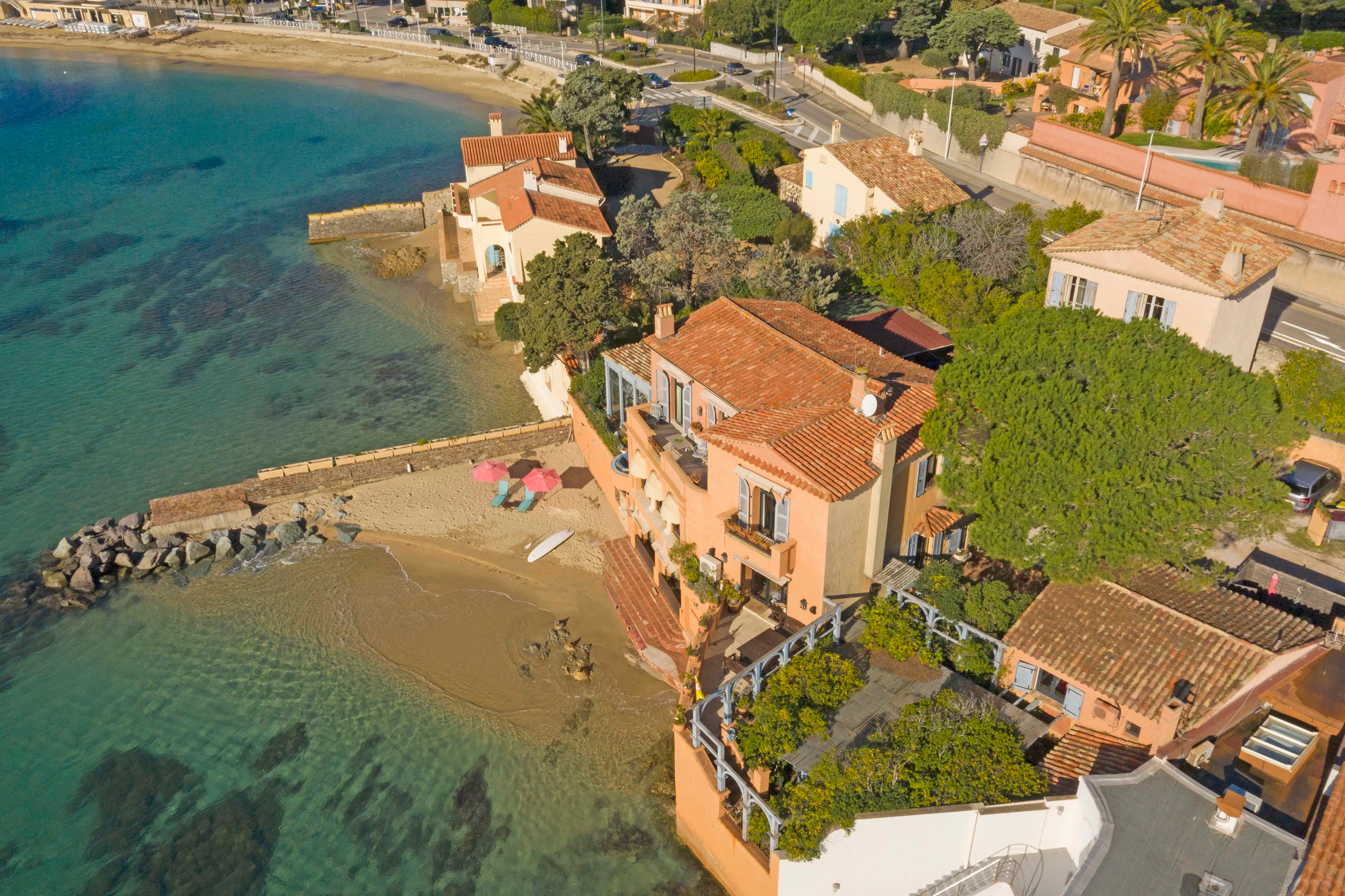 7 Boulevard Jean Moulin, Bay of Saint-Tropez, Var , France - villa-la-saudade-saint-tropez-france-02_vdbcrn