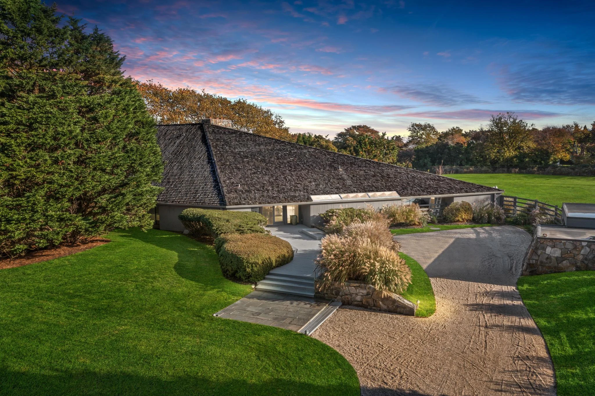 100 Further Lane, East Hampton, New York 11937 - DJI_0404_imw9tq