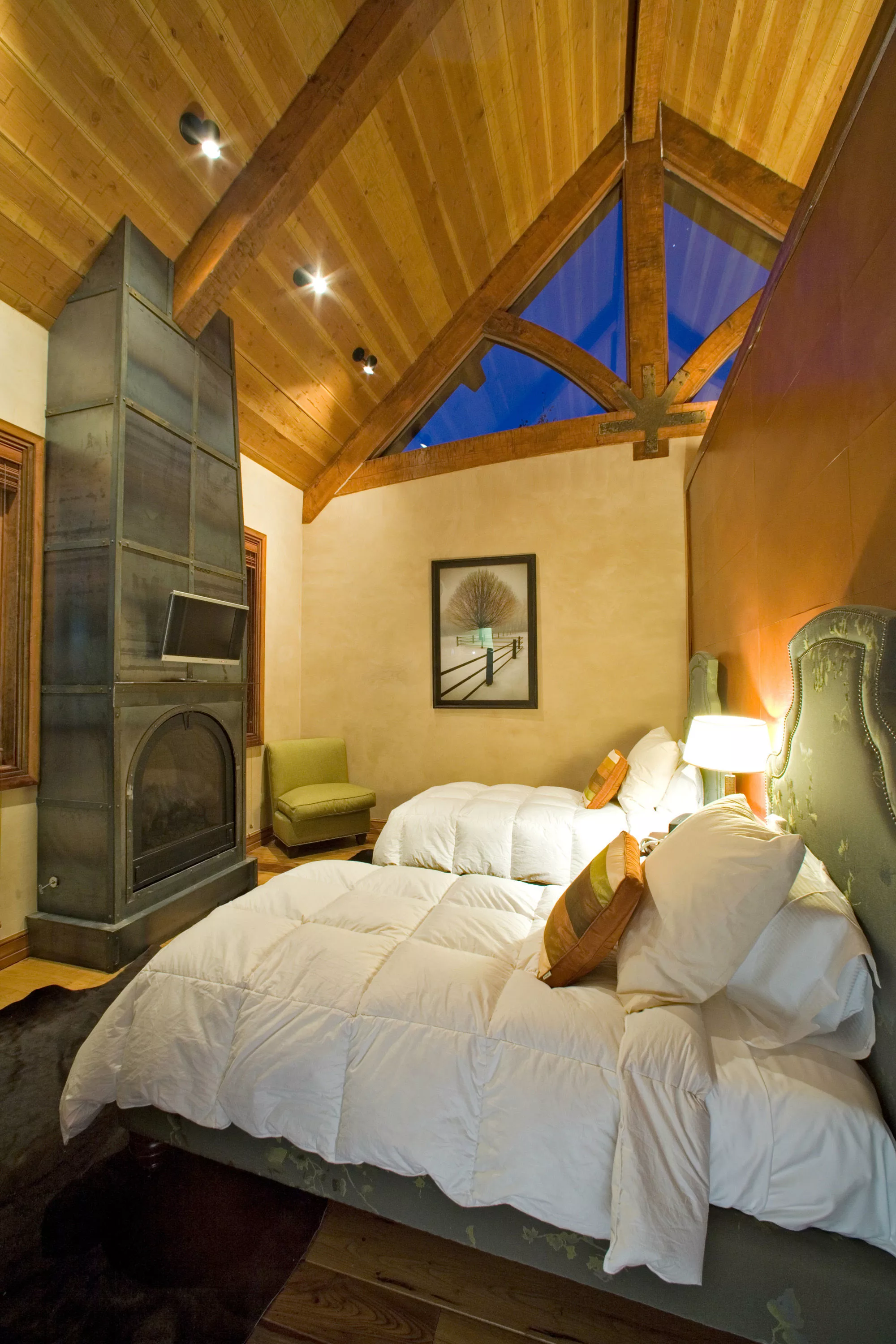 156 Country Club Drive, Telluride, Colorado 81435 - photo-of-cabin-156-seeforever-village-taken-for-stacey-30_jq0ous