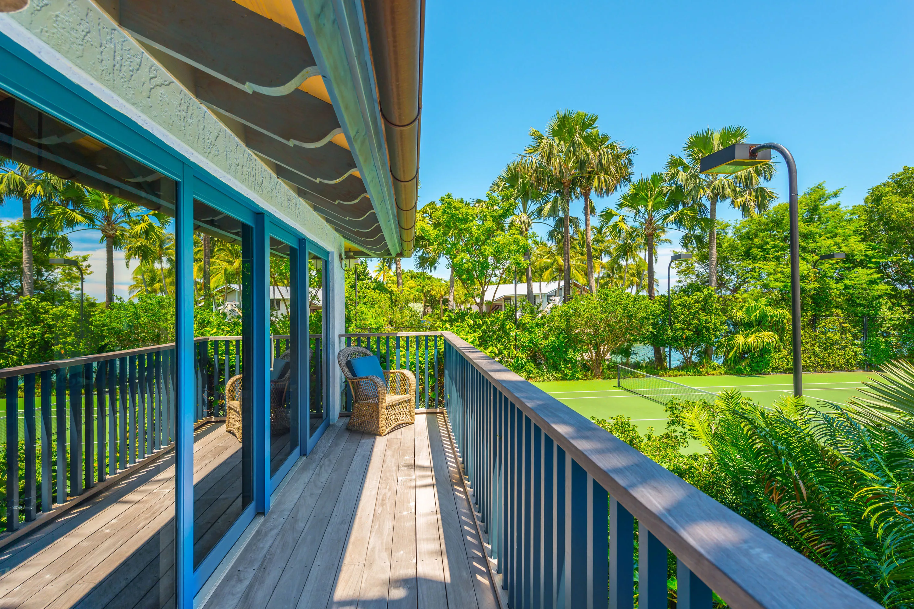 960 Harbor Drive, Key Biscayne, Florida 33149 - 960-harbor-drive-key-biscayne-florida42_fvjqka