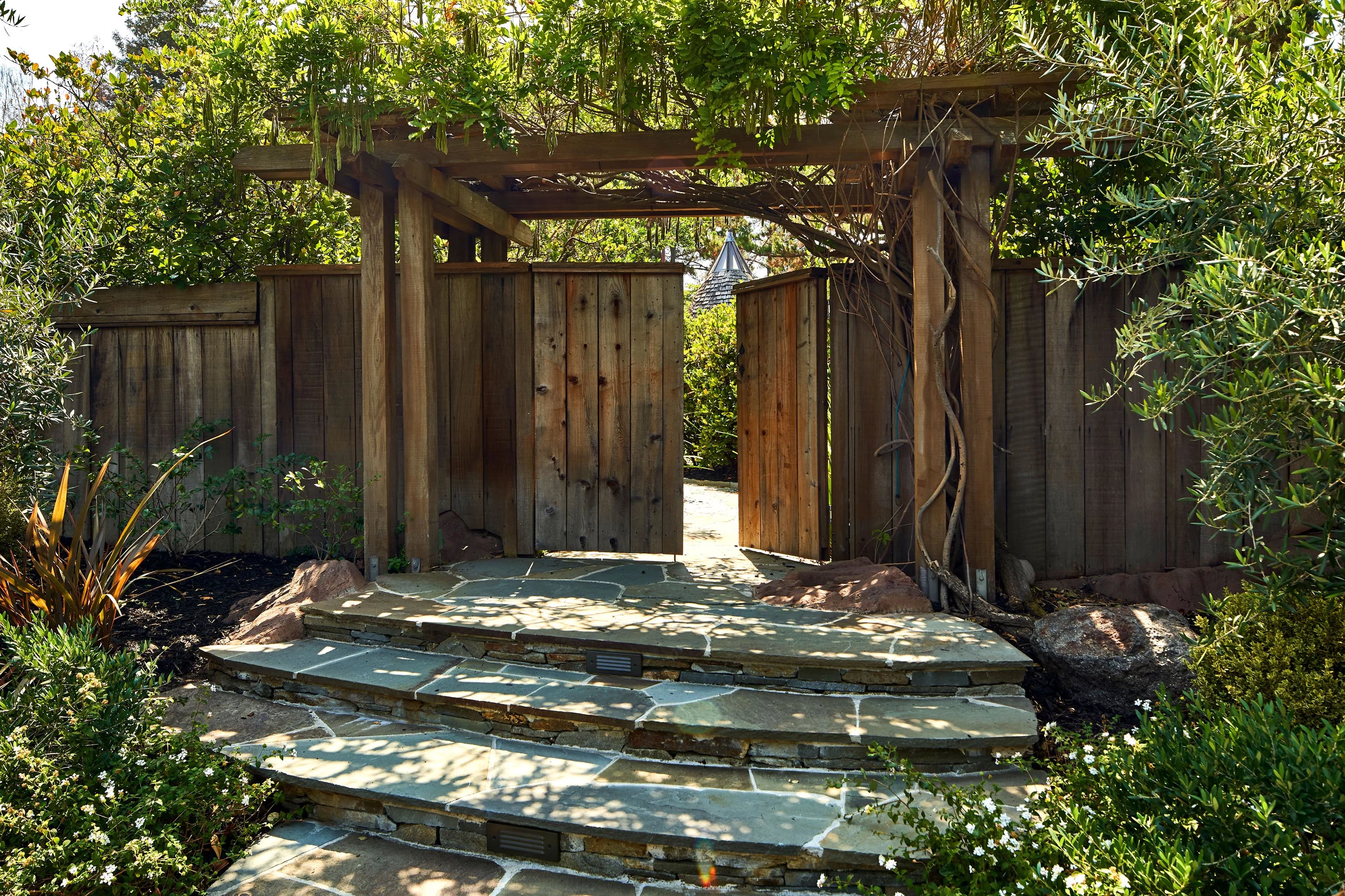 690 Loyola Drive, Silicon Valley, California 94024 - 690-loyola-drive-los-altos-hills-california62_qzv5oa