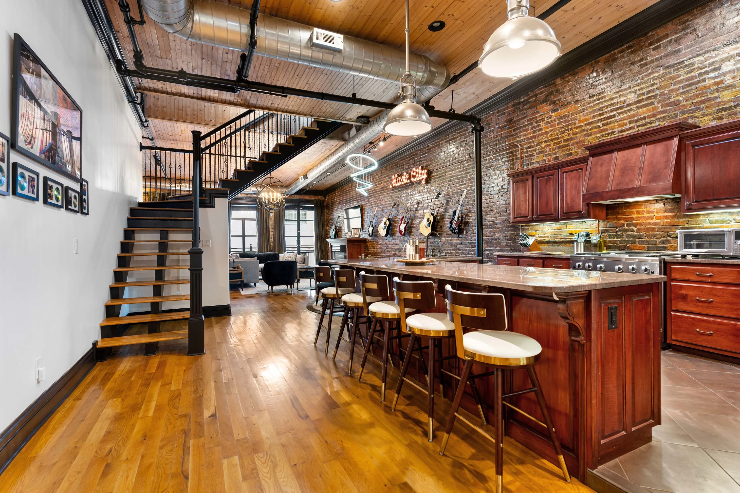 207 3rd Ave N, Unit 602, Nashville, Tennessee 37201 - 14_207_3rd_Ave_sq27py
