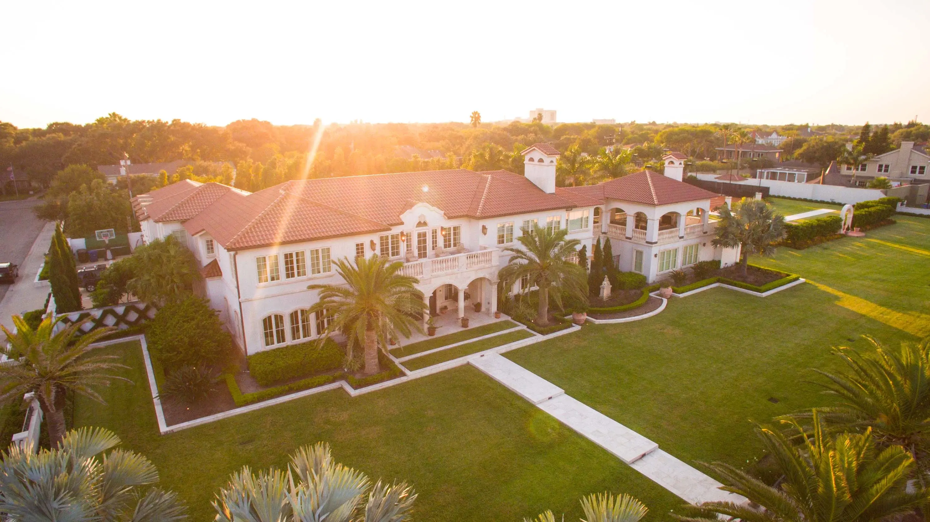  3825 Ocean Drive, Corpus Christi, Texas 78411 - 3825-ocean-drive01_bm1swm