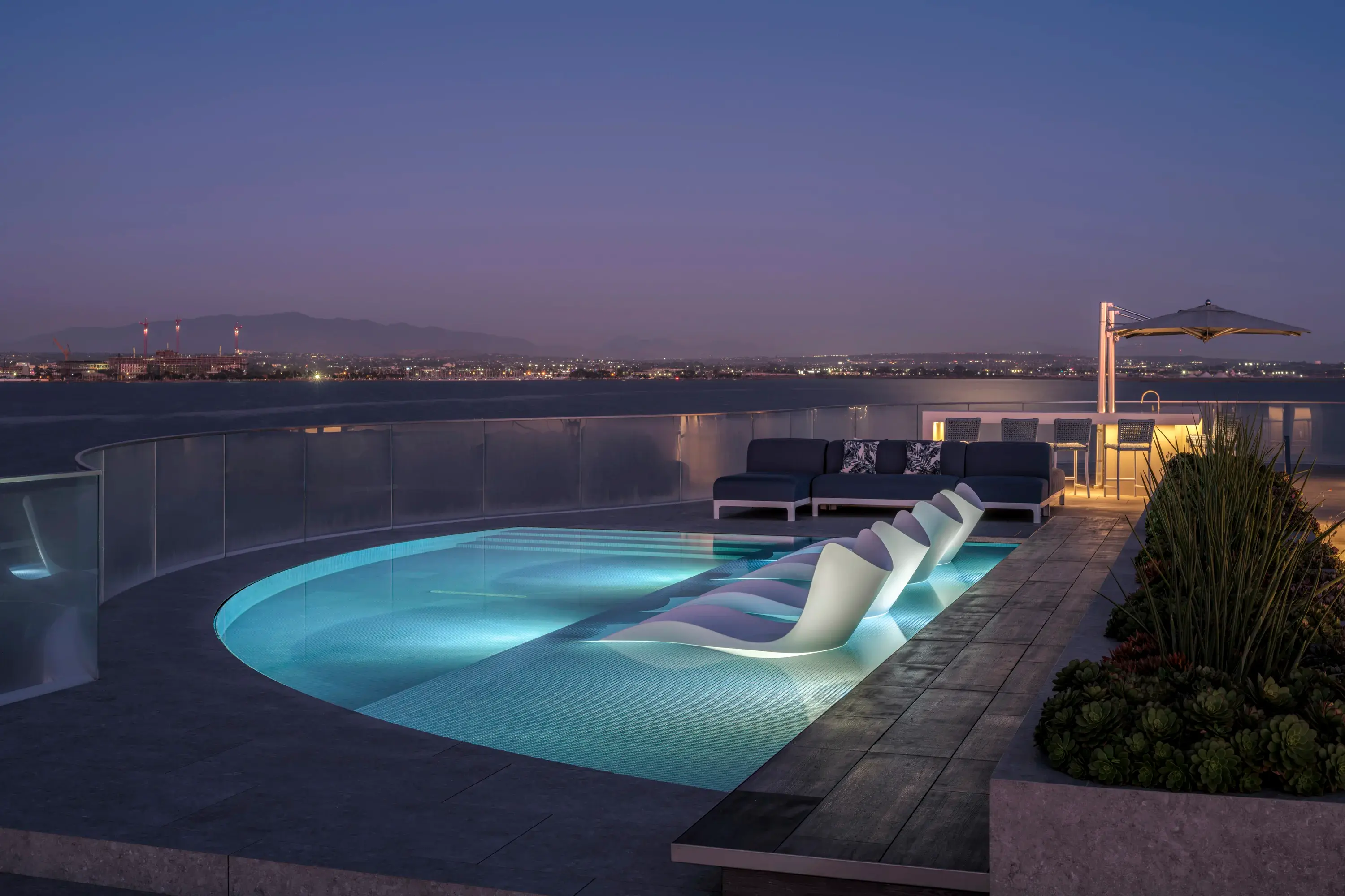 3 The Point, Coronado, San Diego Bay, California 92118 - 3_The_Point_48_j8dqu9