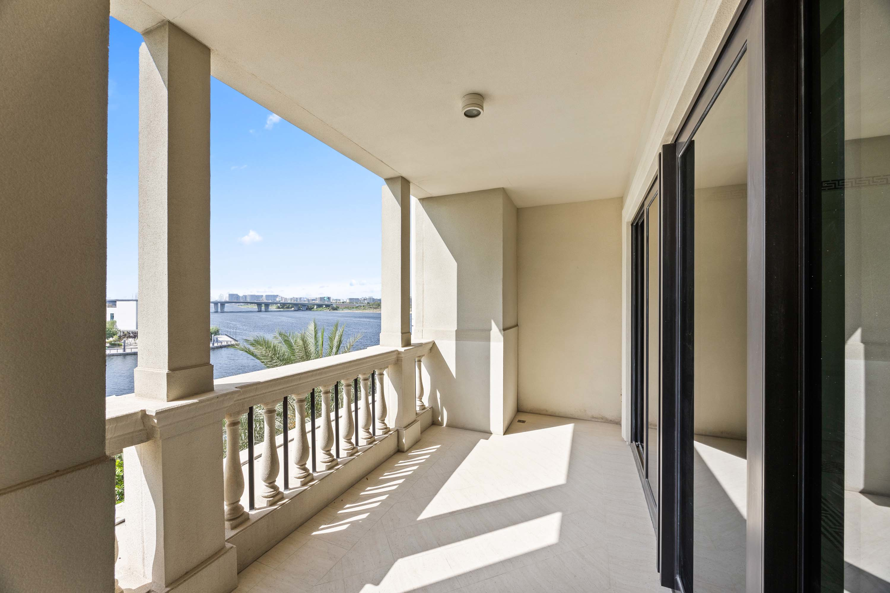 08 Palazzo Versace, Apartment 2316, Al Jaddaf, Jaddaf Waterfront, Dubai, UAE