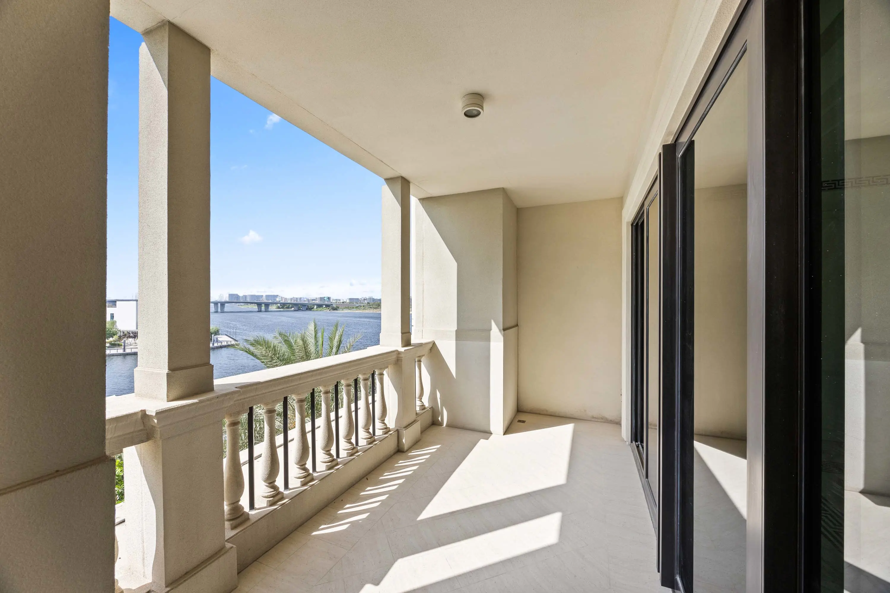 08 Palazzo Versace, Apartment 2316, Al Jaddaf, Jaddaf Waterfront, Dubai, UAE
