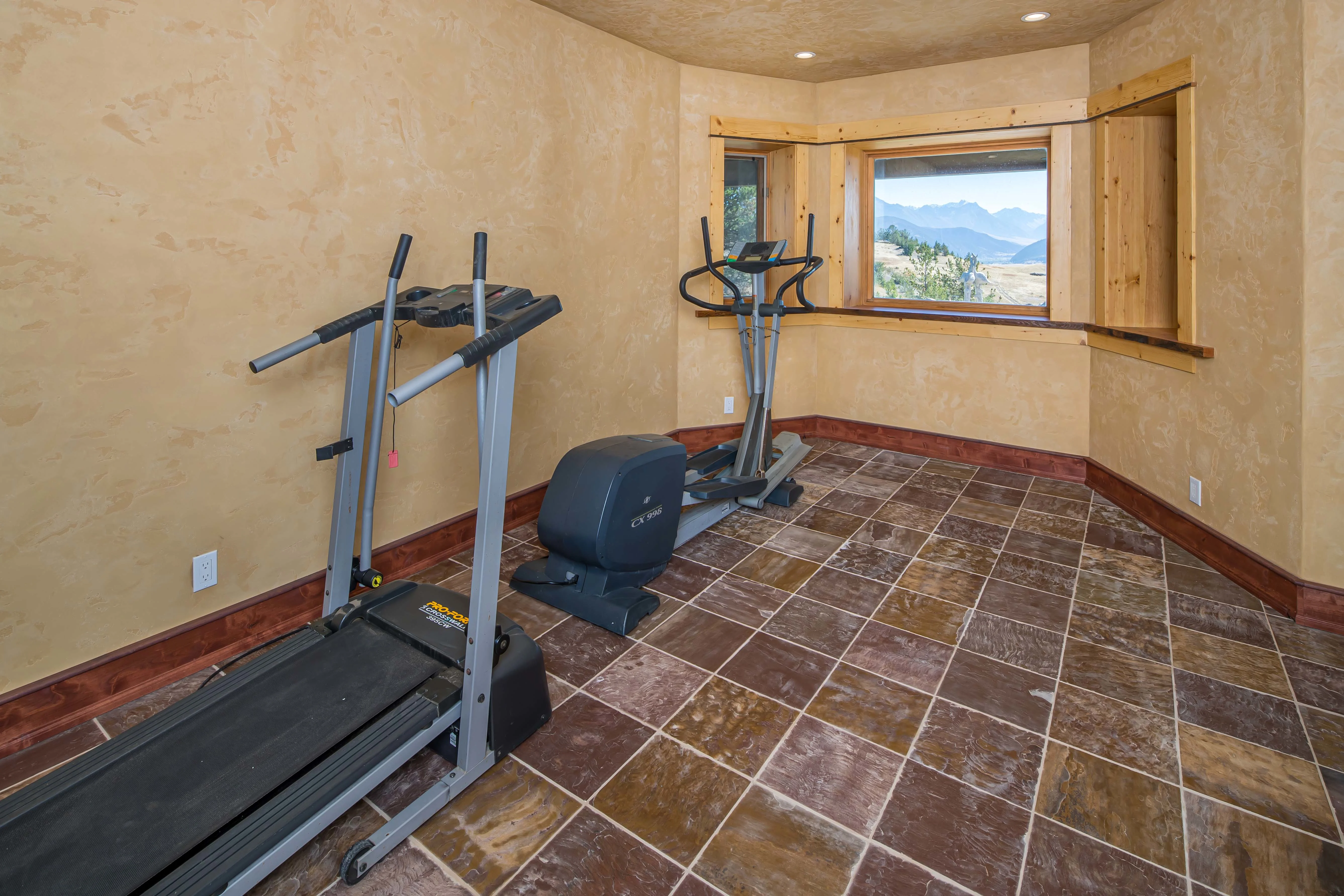 234 Fleshman Creek, Near Bozeman, Montana 59047 - 234-fleshman-creek-livingston-montana_34_q7ertn
