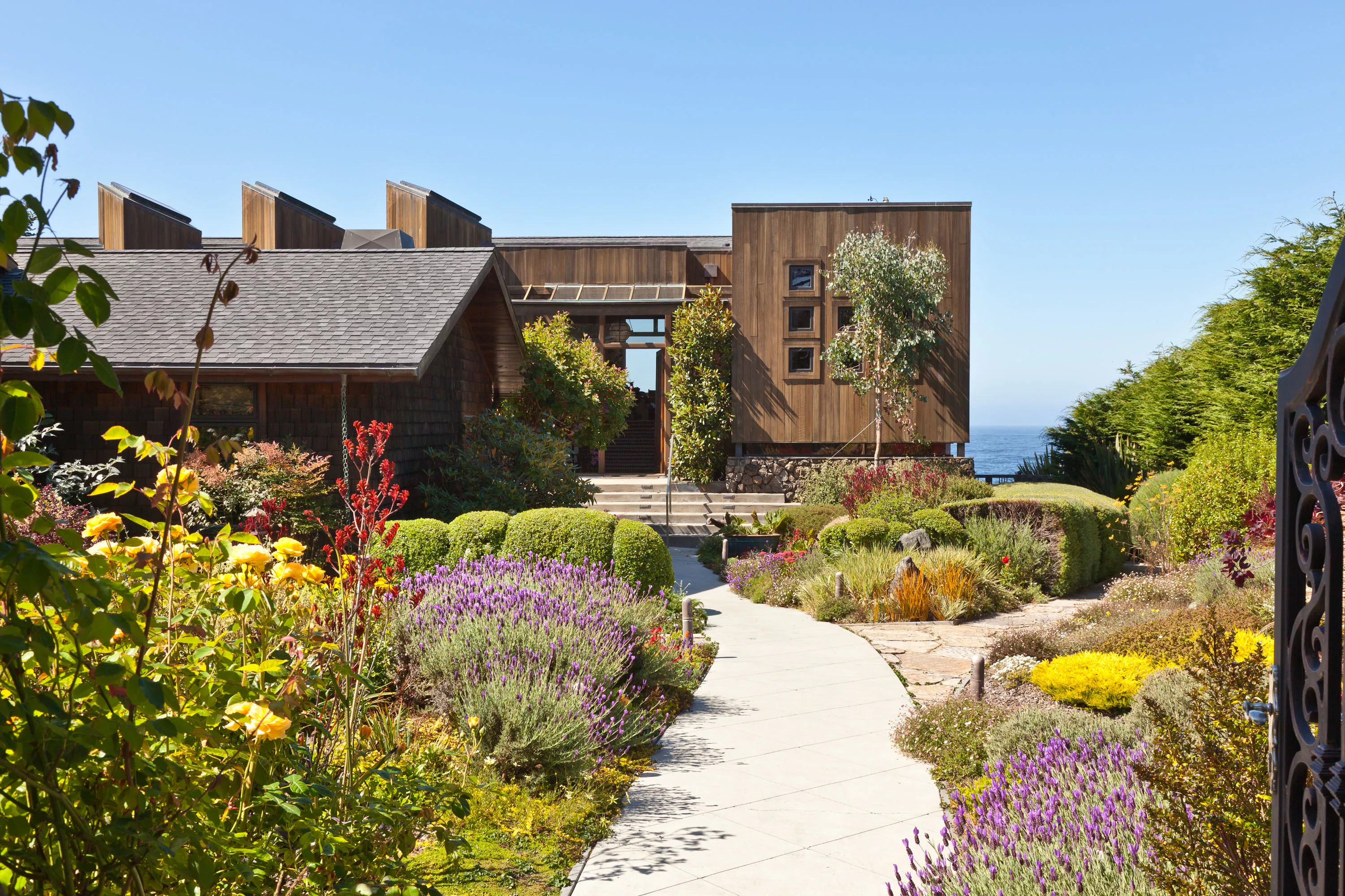 45431 Greenling Circle, Mendocino, California 95460 - 45431-greenling-circle-mendocino-california02-17-23-42-4242_qawcsy