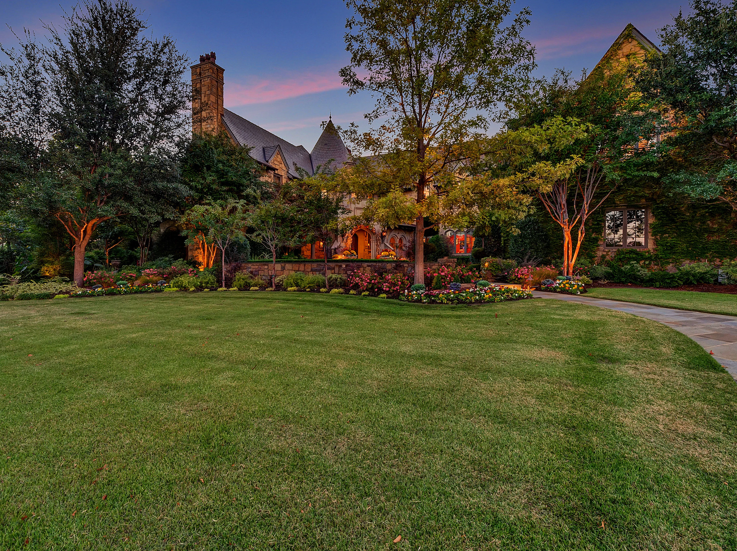 2006 Navasota Cove, Dallas/Fort Worth Area, Texas 76262 - 2006-navasota-cove-westlake-texas02_ky0baj
