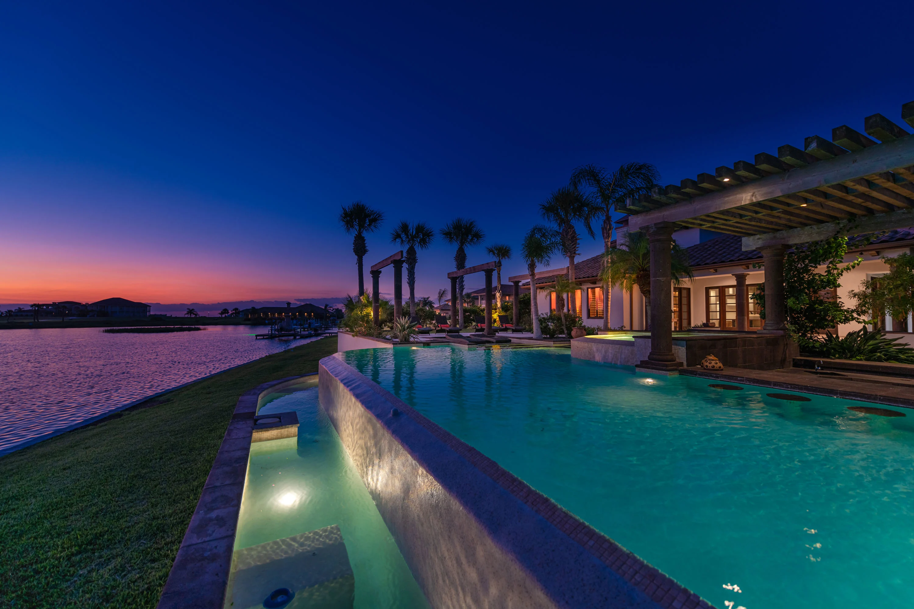 16 La Buena Vida Drive, Rockport, Texas Coast, Texas 78336 - casa-mombasa-16-la-buena-vida-drive-aransas-pass-texas24_nprxd4