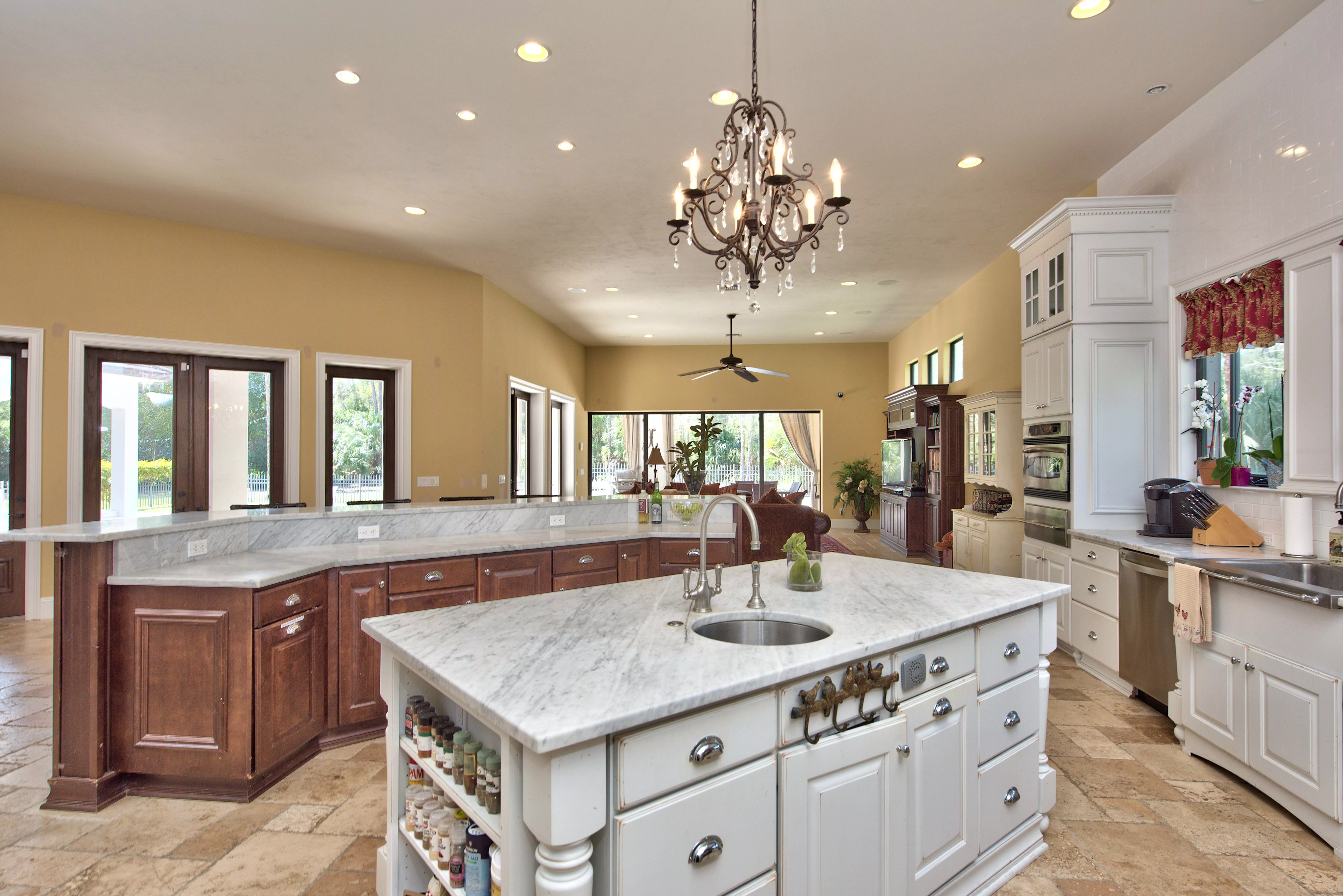 5190 Teak Wood Drive, Naples, Florida 34119 - 5190-teak-wood-drive-naples-florida13_yigwwt