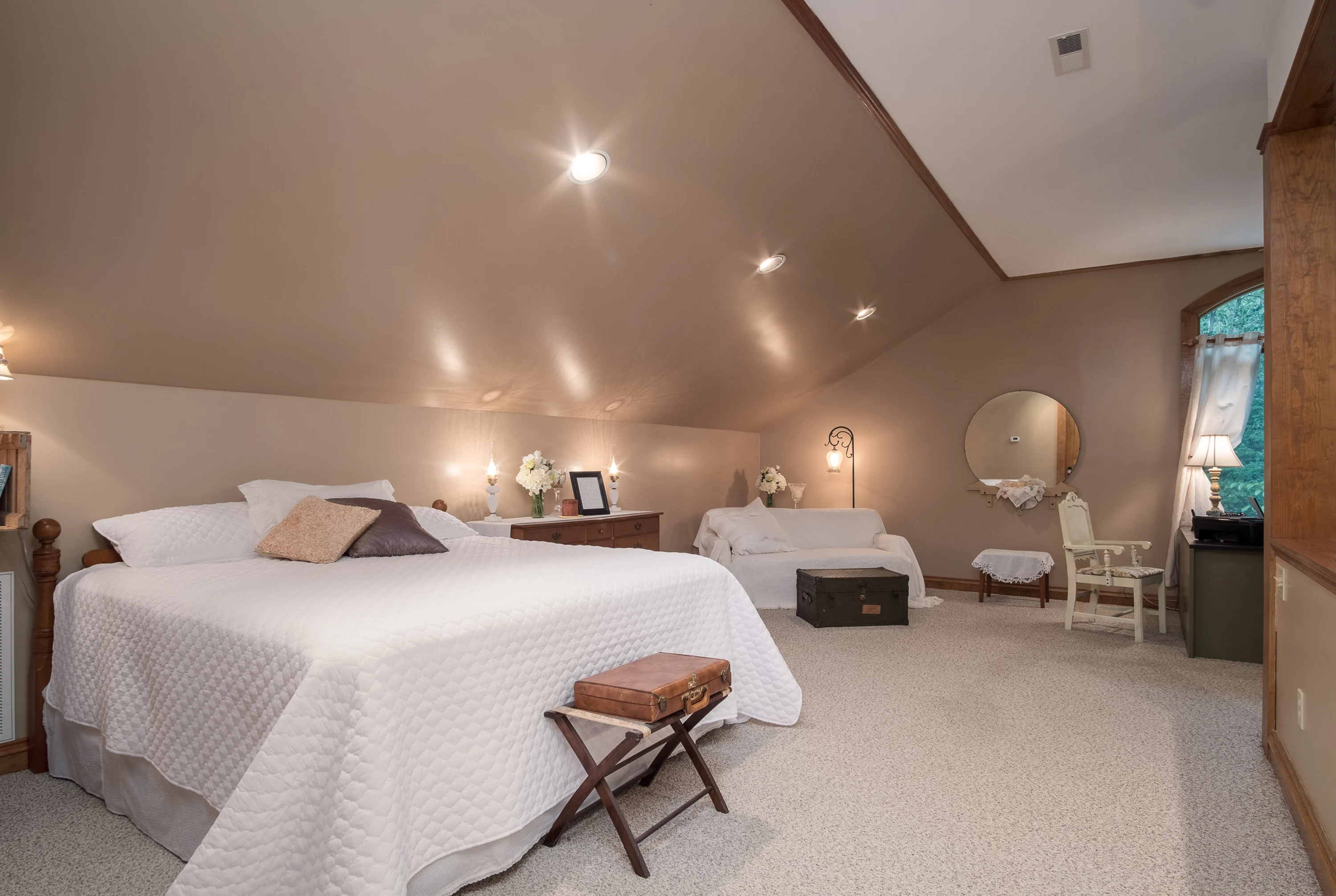 291 Valley Cruise Lane, Near Huntsville, Alabama  - 291-valley-cruise-lane-arab-alabama41_yimudv