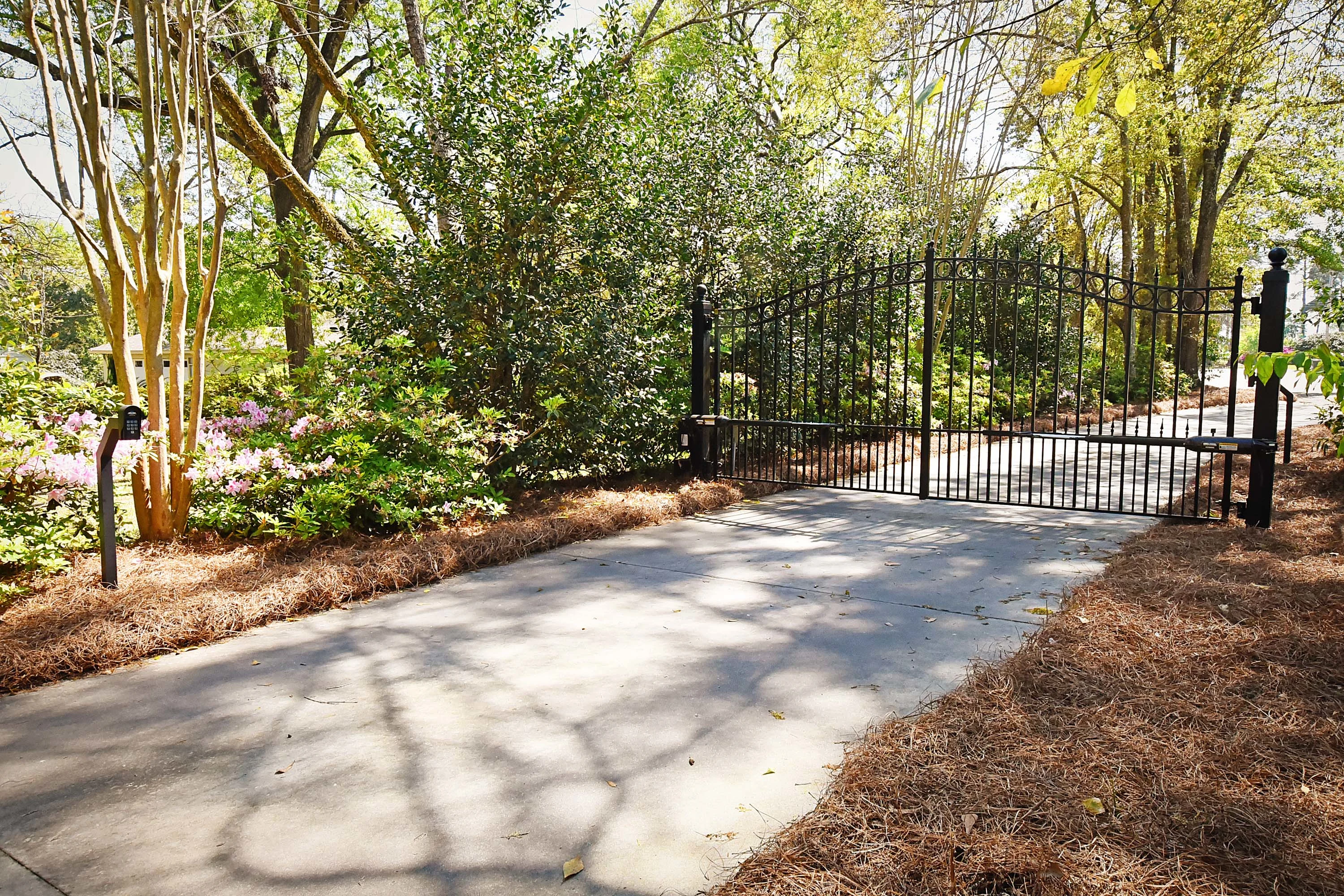 403 North Cherokee Avenue, Dothan, Alabama 36303 - 403-north-cherokee-avenue-dothan-alabama03_h6v5hq