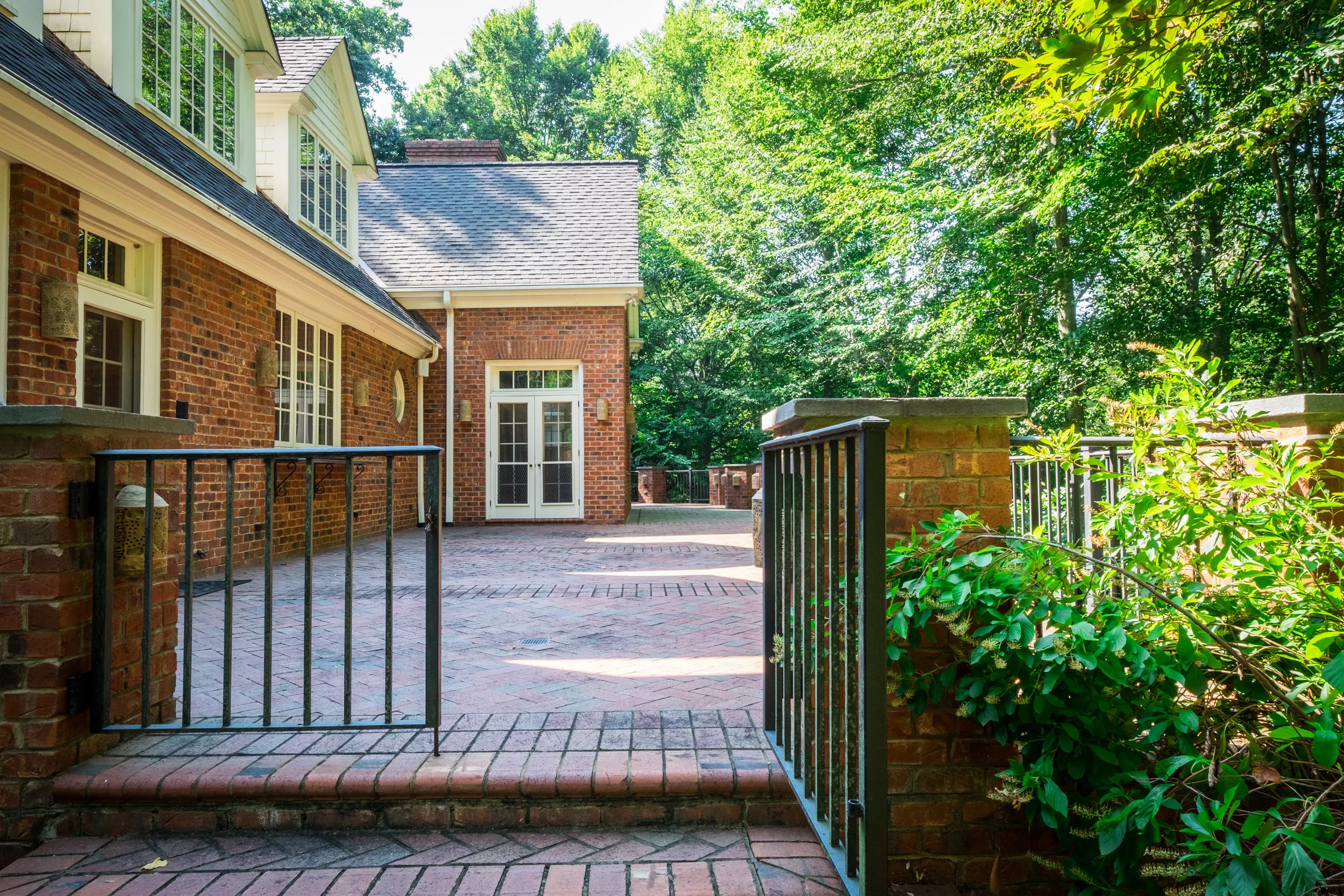 480 Stonegate Lane, Winston-Salem, North Carolina 27104 - 480-stonegate-lane-winston-salem-nc-luxury-real-estate-31_jhfxrs