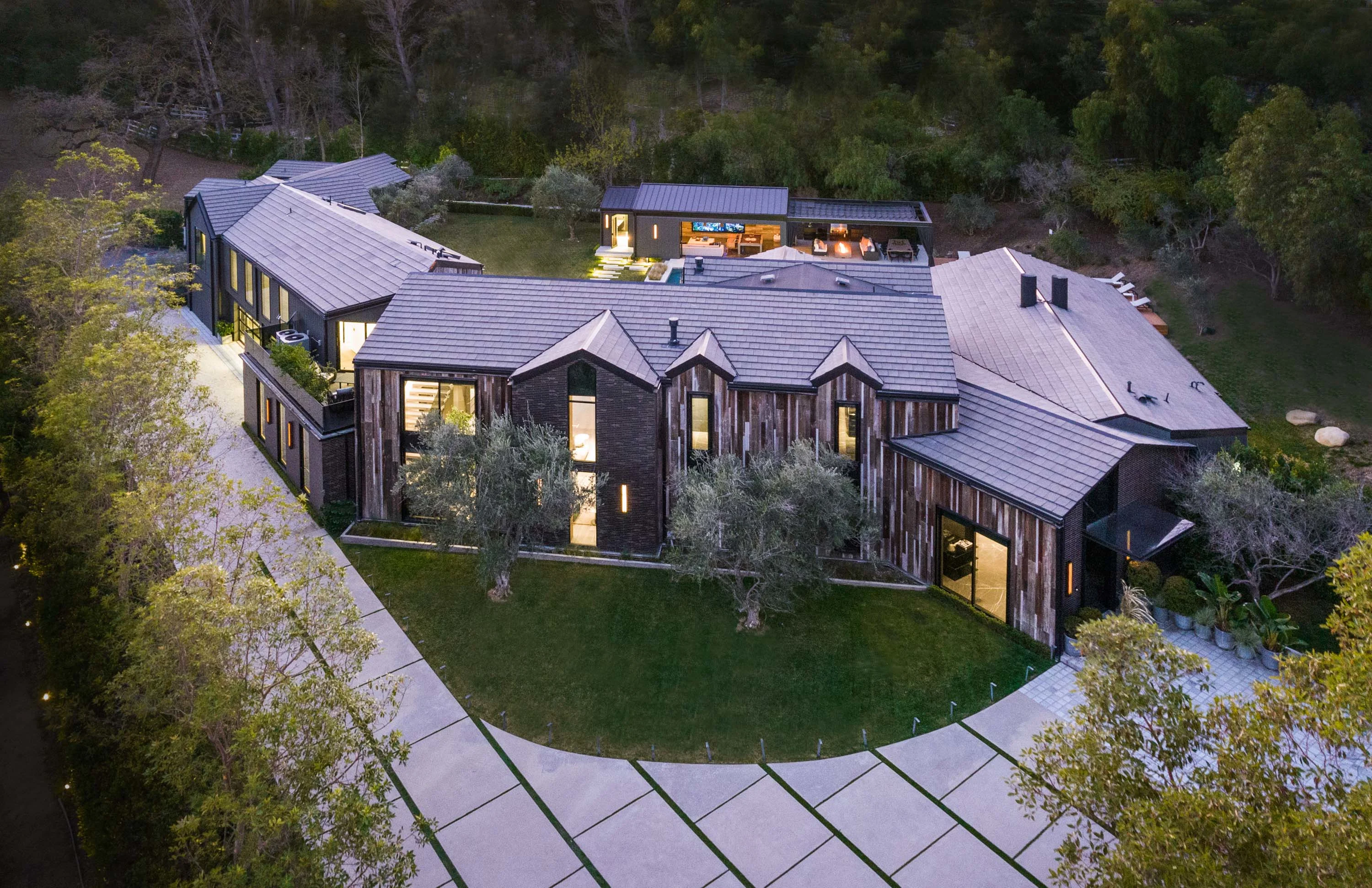 24350 Bridle Trail Road, Hidden Hills, Los Angeles Area, California 91302 - 2_-_02_24350BridleTrail-print-127_n1klxn