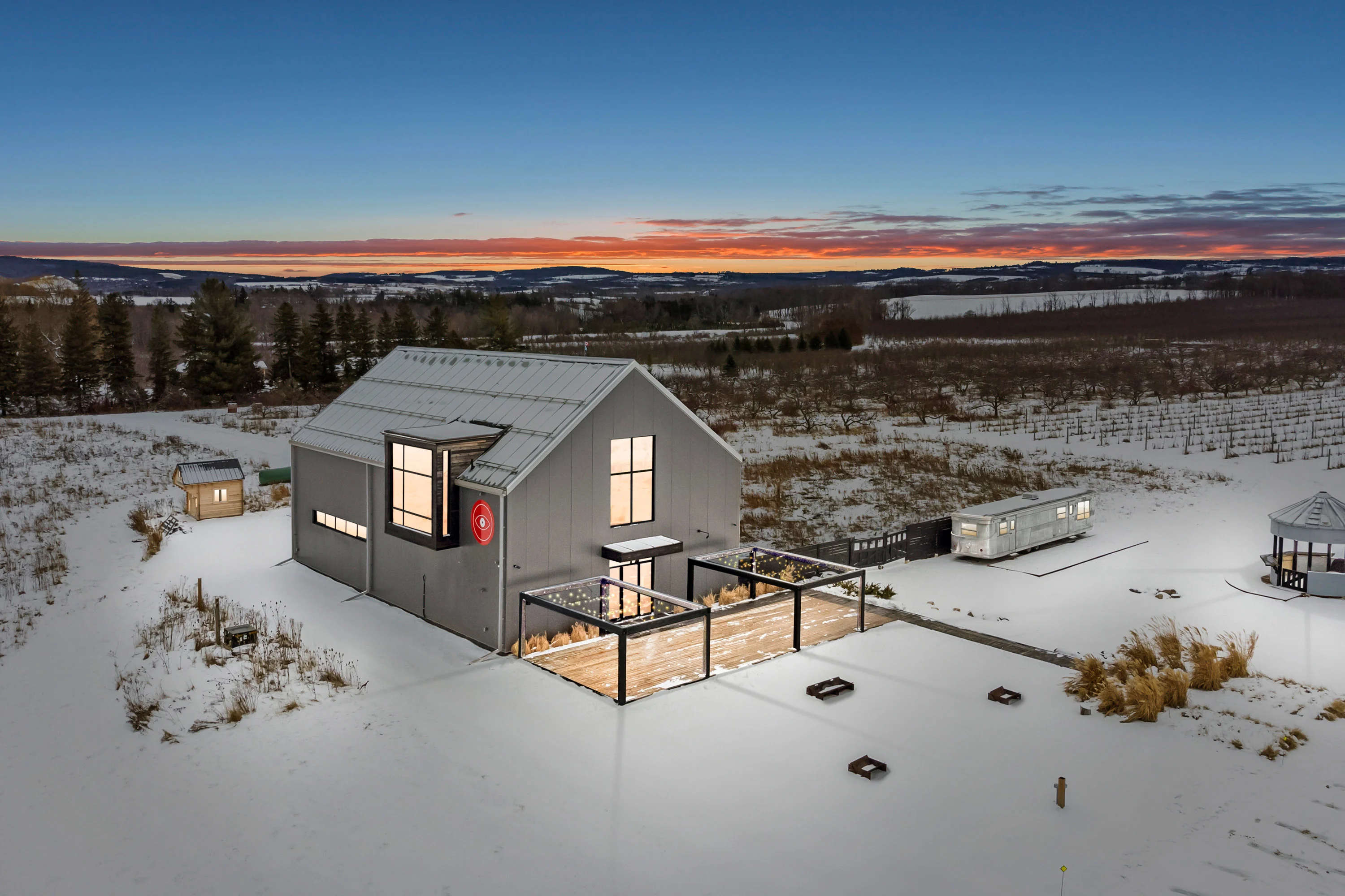 808108 24th Sideroad, The Blue Mountains, Ontario, Ontario NOH 1J0, Canada - 808108-24th-sideroad-clarksburg-ontario-canada02_k0amal