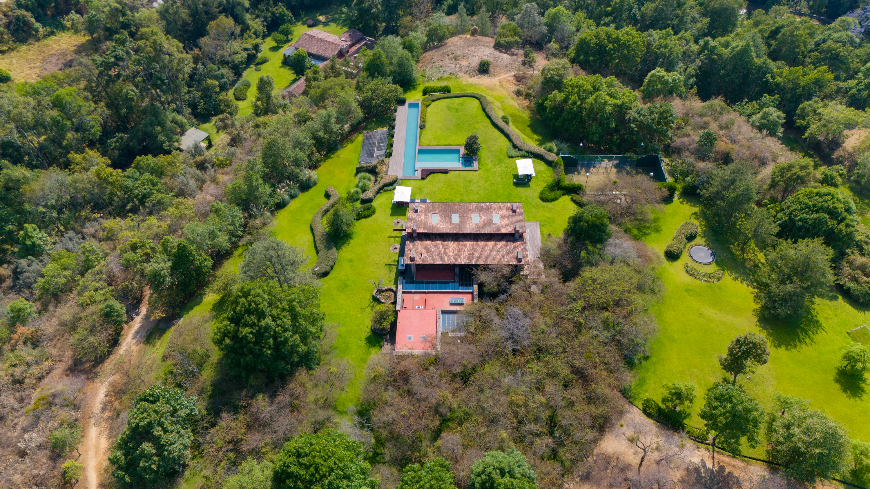 Valle De Bravo, Mexico State , Mexico - Rancho_El_Salto_52_yuusem