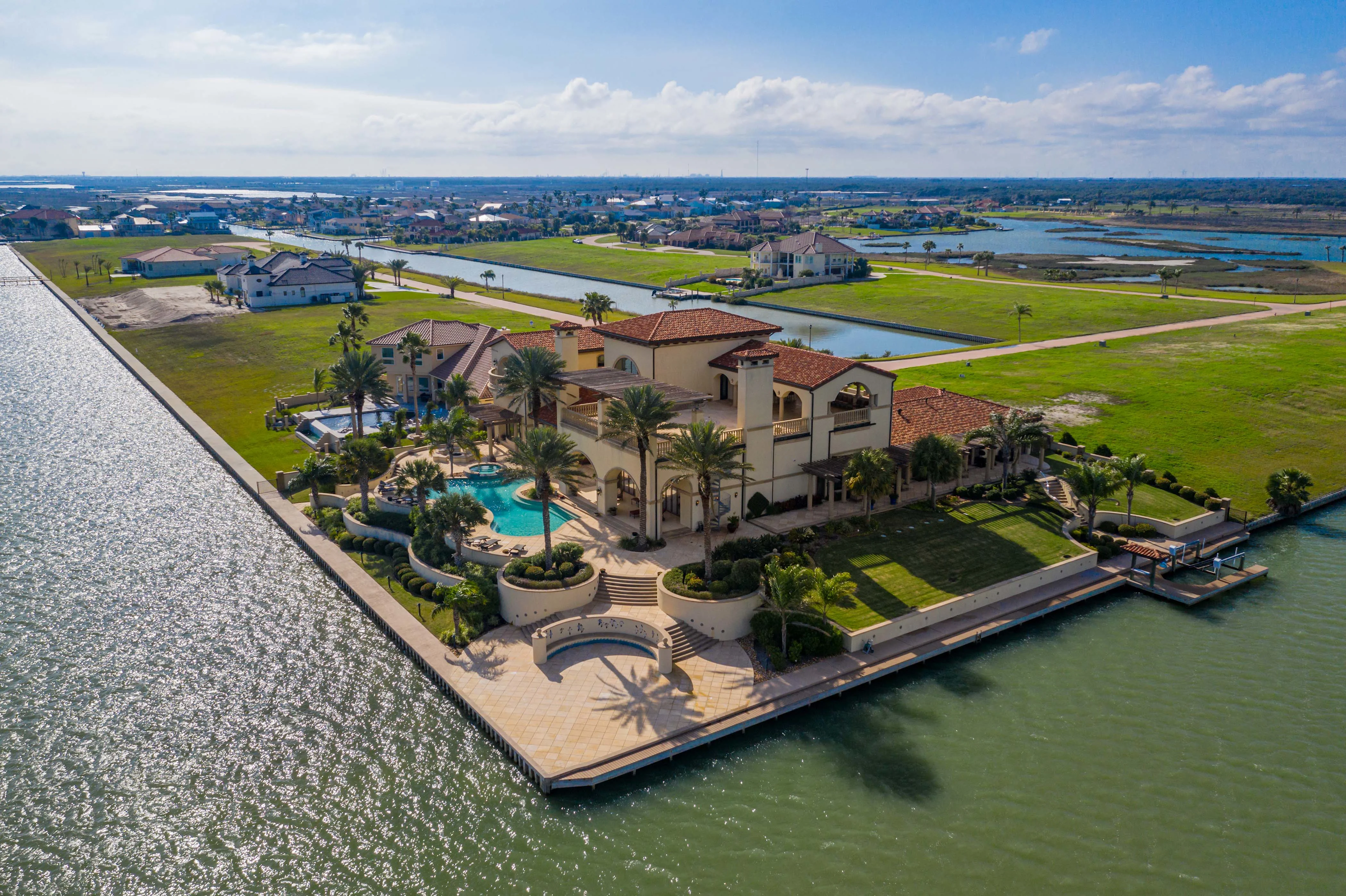 38 La Buena Vida Drive, Texas Coast, Texas 78336 - 38-buena-vida-rockport-texas_02_c5rtbu