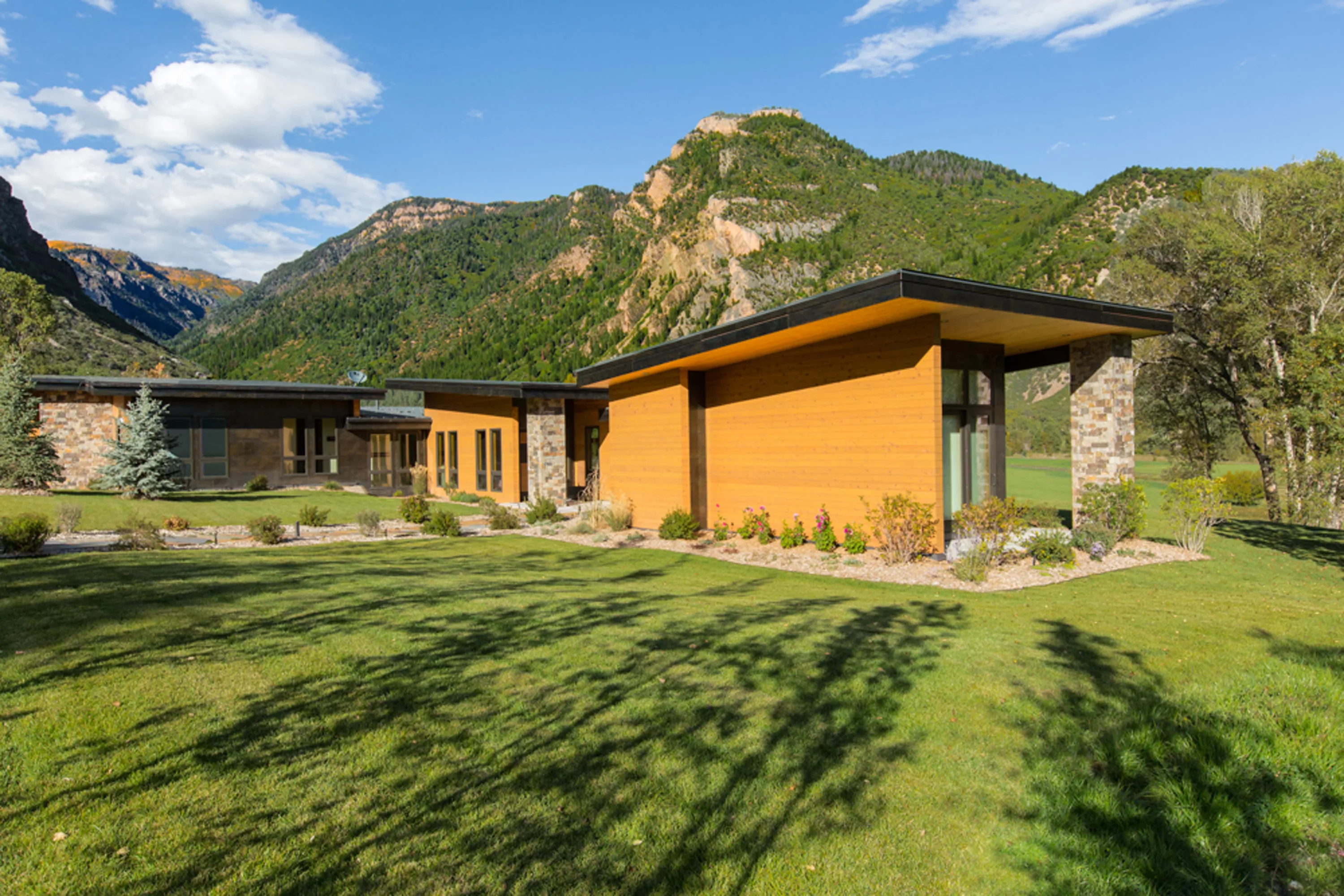398 County Road 136, Aspen Area, Colorado 81601 - Inyanga_Ranch_Glenwood_Springs_CO_08_uynzwg