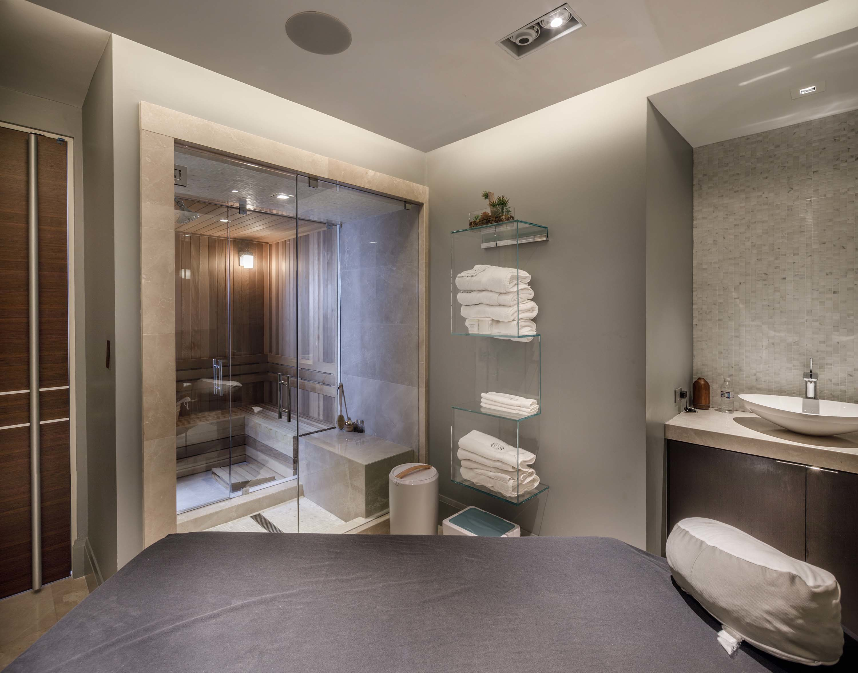 43 3102 Noble Lakes Lane Houston, TX 77082 - Luxury Real Estate - Concierge Auctions