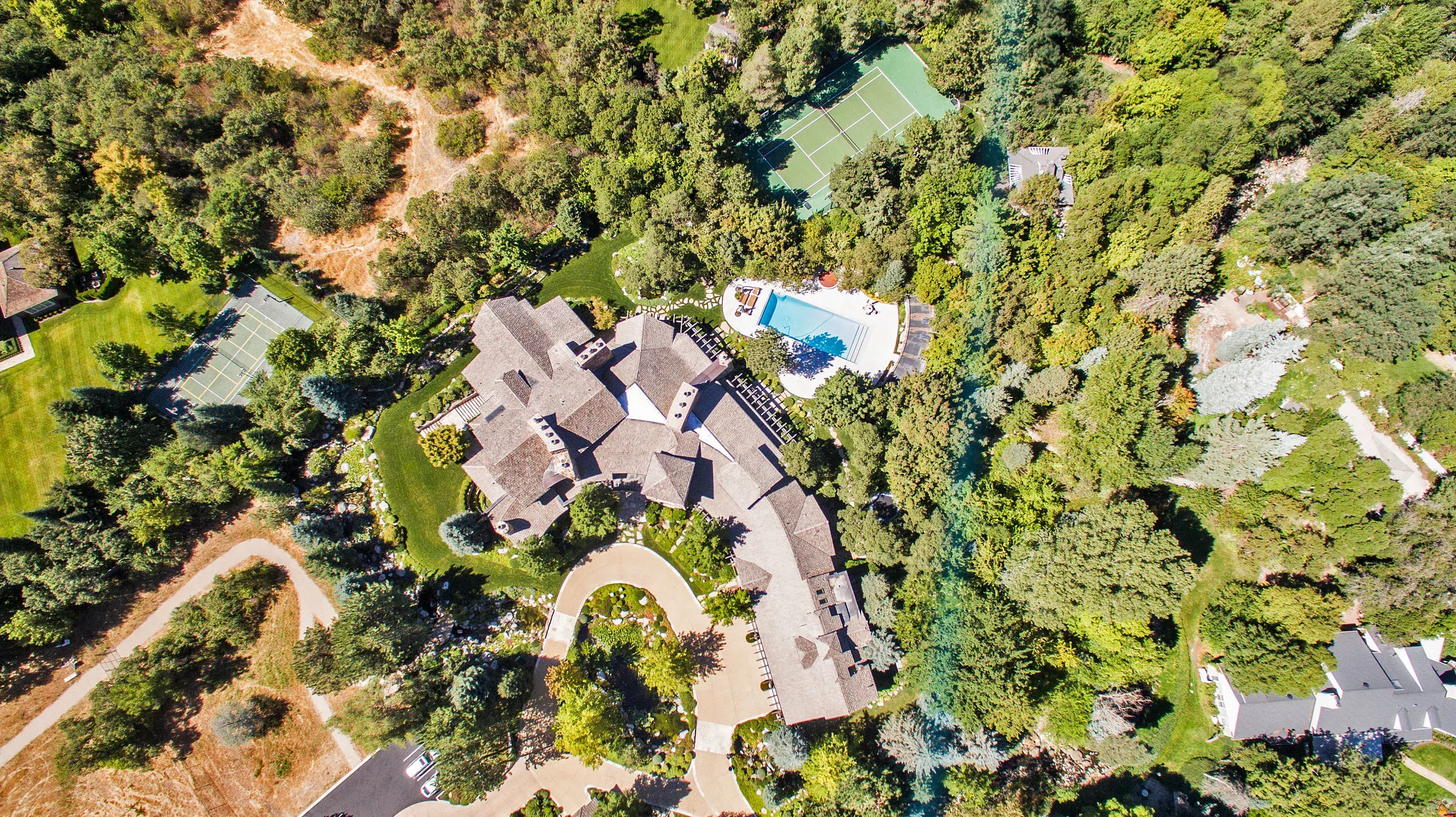 Salt Lake City Estate, Salt Lake City, Utah 84121 - 2750-e-creek-crossing-lane-salt-lake-city-utah_02_gnakyu
