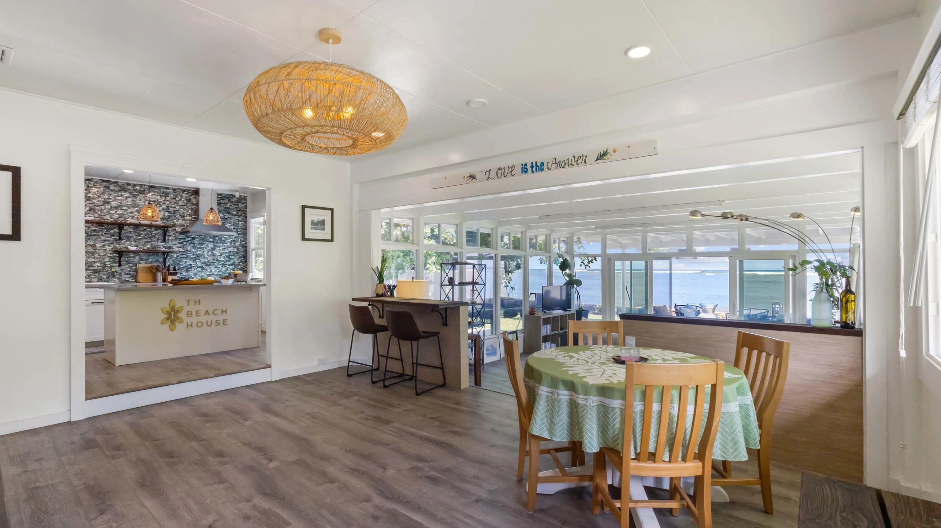 Simpson Manor | 5257 Kalanianaole Highway, Honolulu, Hawaii 96821 - 2_-_8_img_4618_vbjrzj