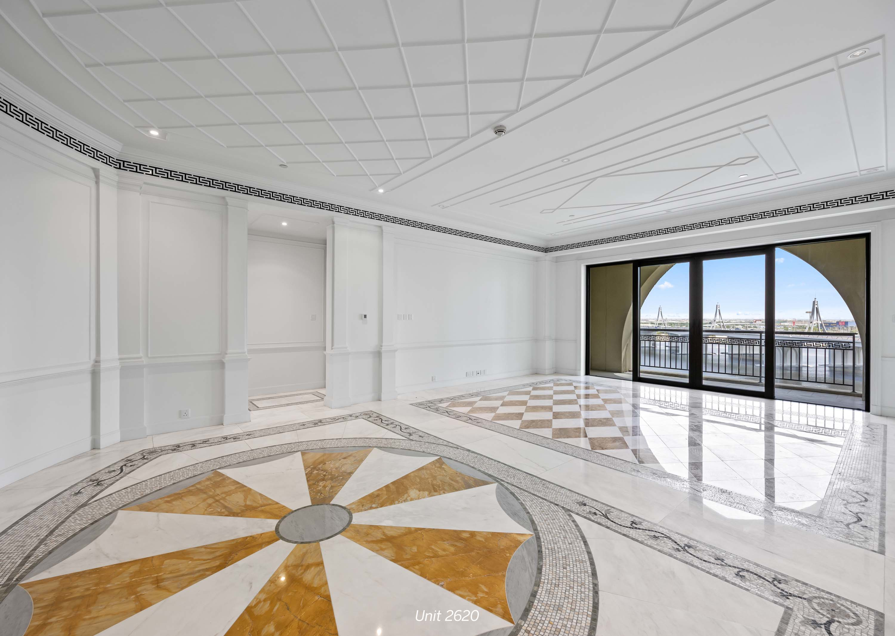 18 Palazzo Versace Collective, Al Jaddaf, Jaddaf Waterfront, Dubai, UAE