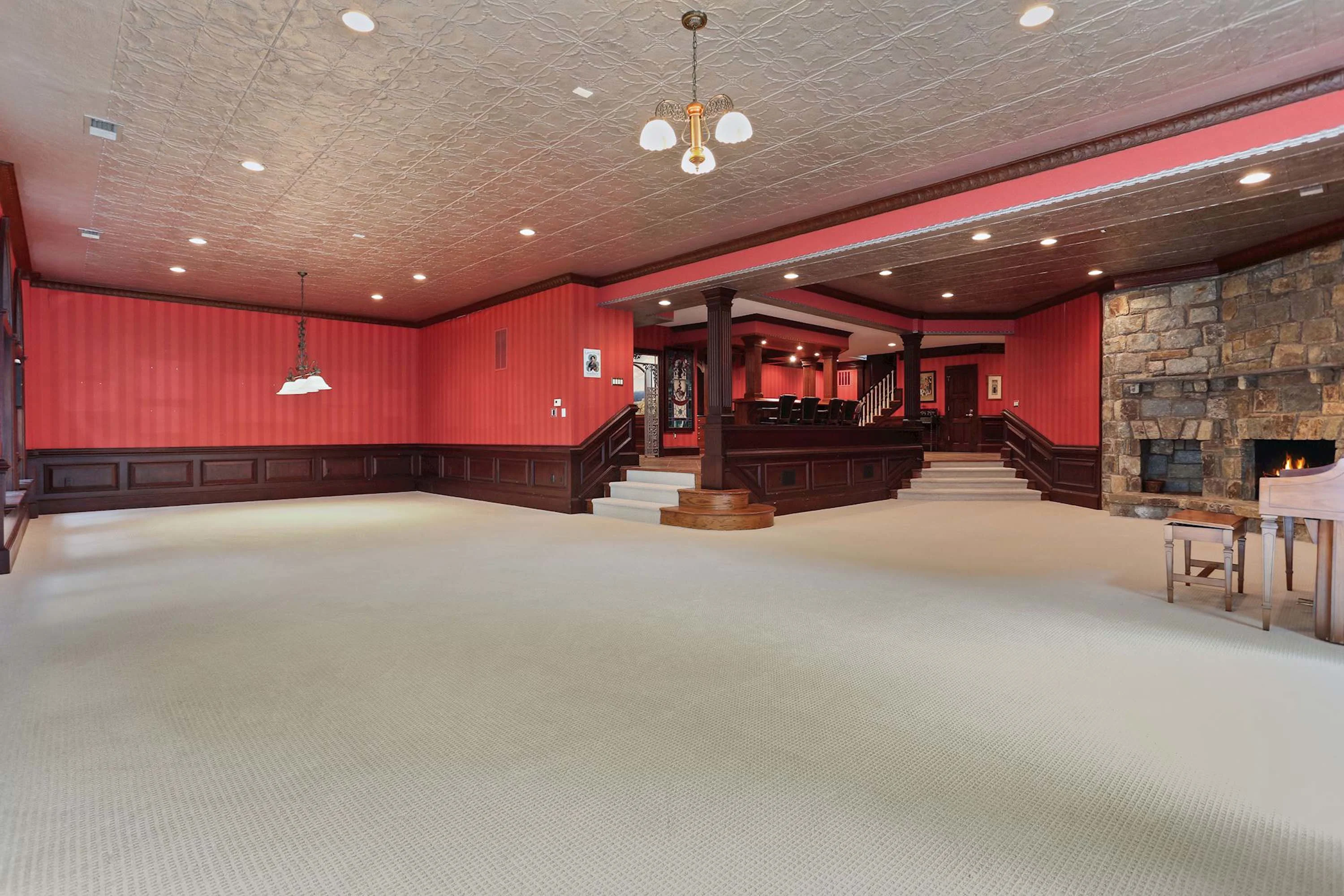 7984 Georgetown Pike, Near Washington D.C., Virginia 22102 - 7984-georgetown-pike-mclean-virginia45_osp4ym