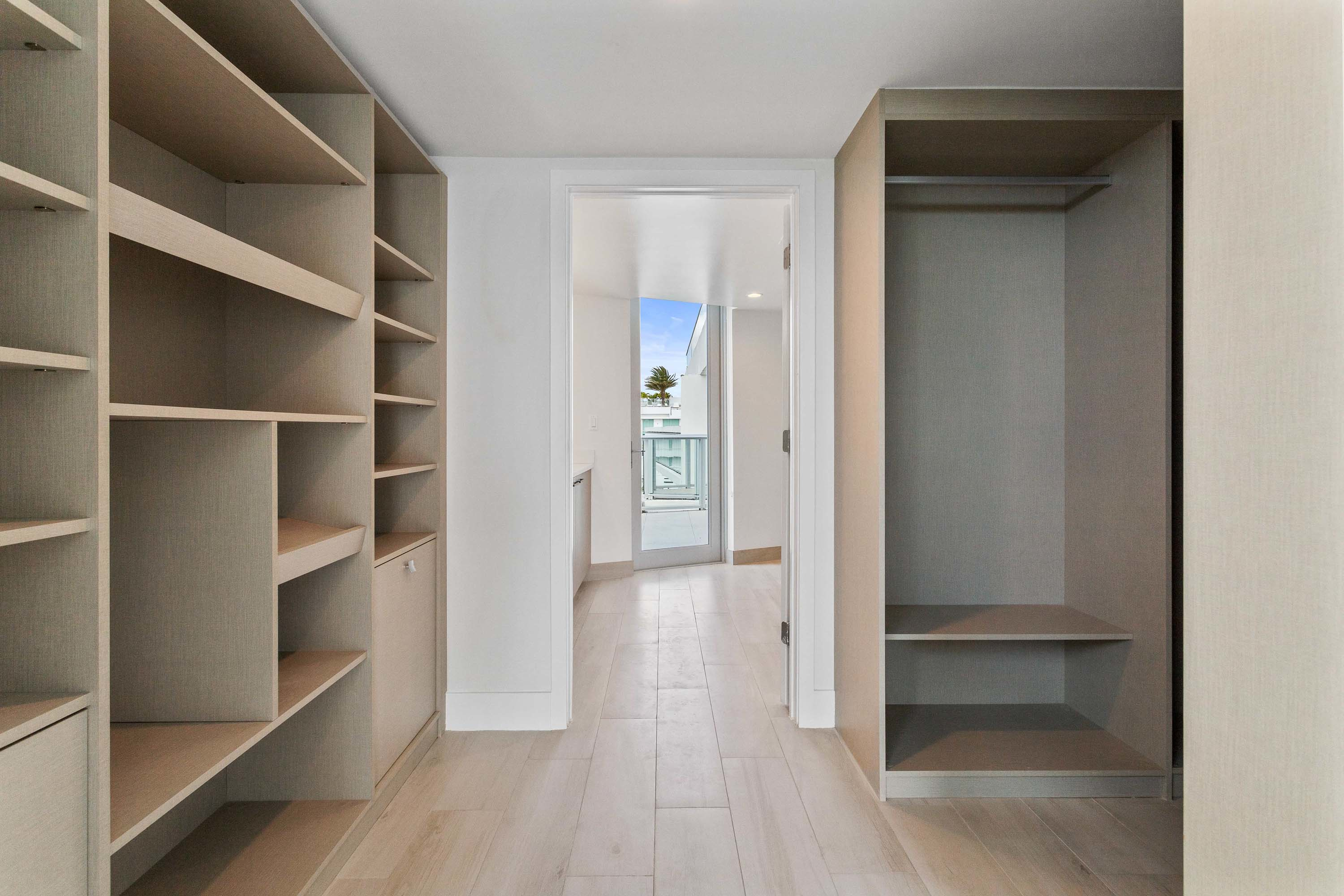 15 Unit 702 1150 101st Street - Luxury Real Estate - Concierge Auctions