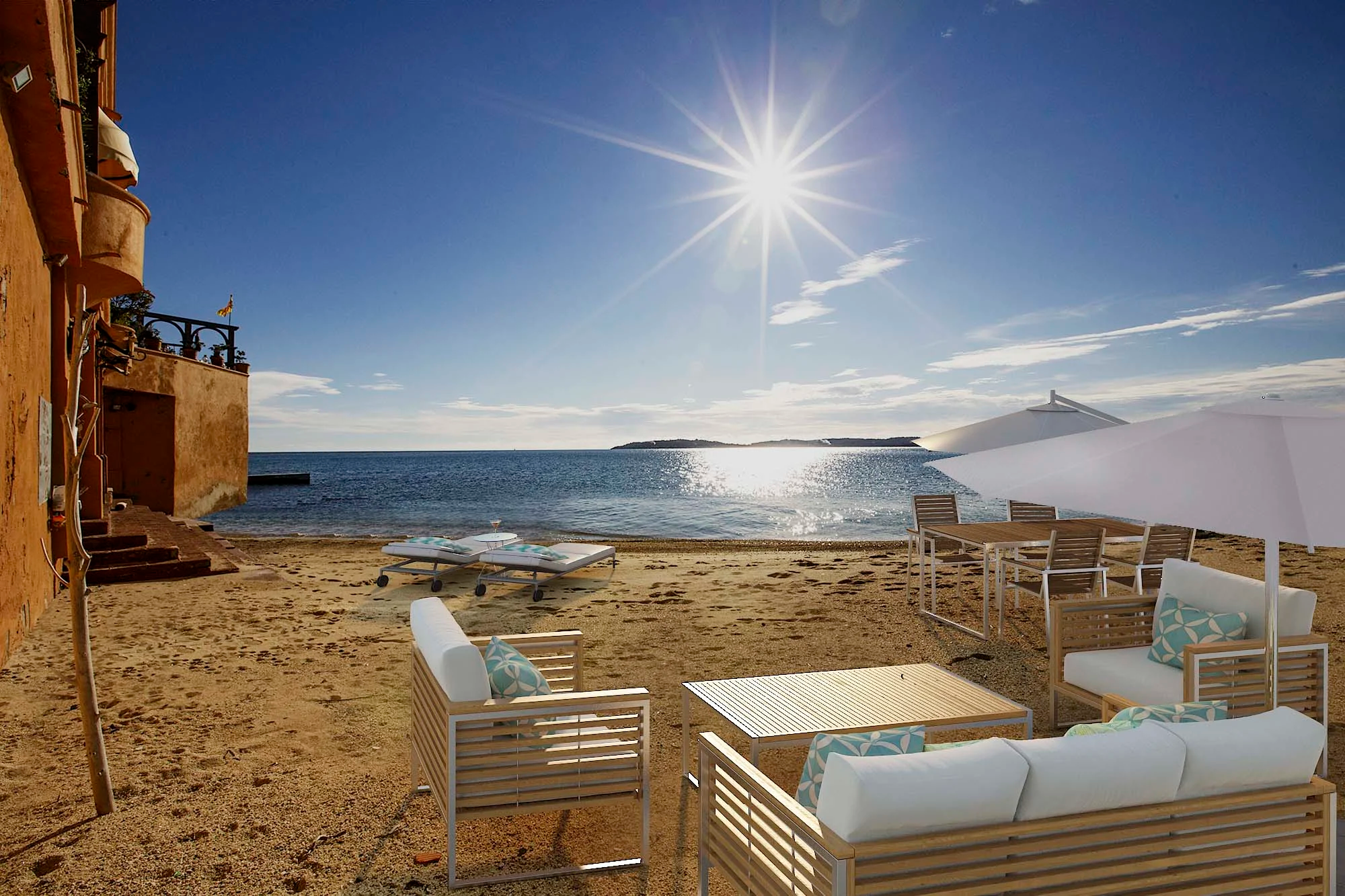 7 Boulevard Jean Moulin, Bay of Saint-Tropez, Var , France - villa-la-saudade-saint-tropez-france-13_cbnzng