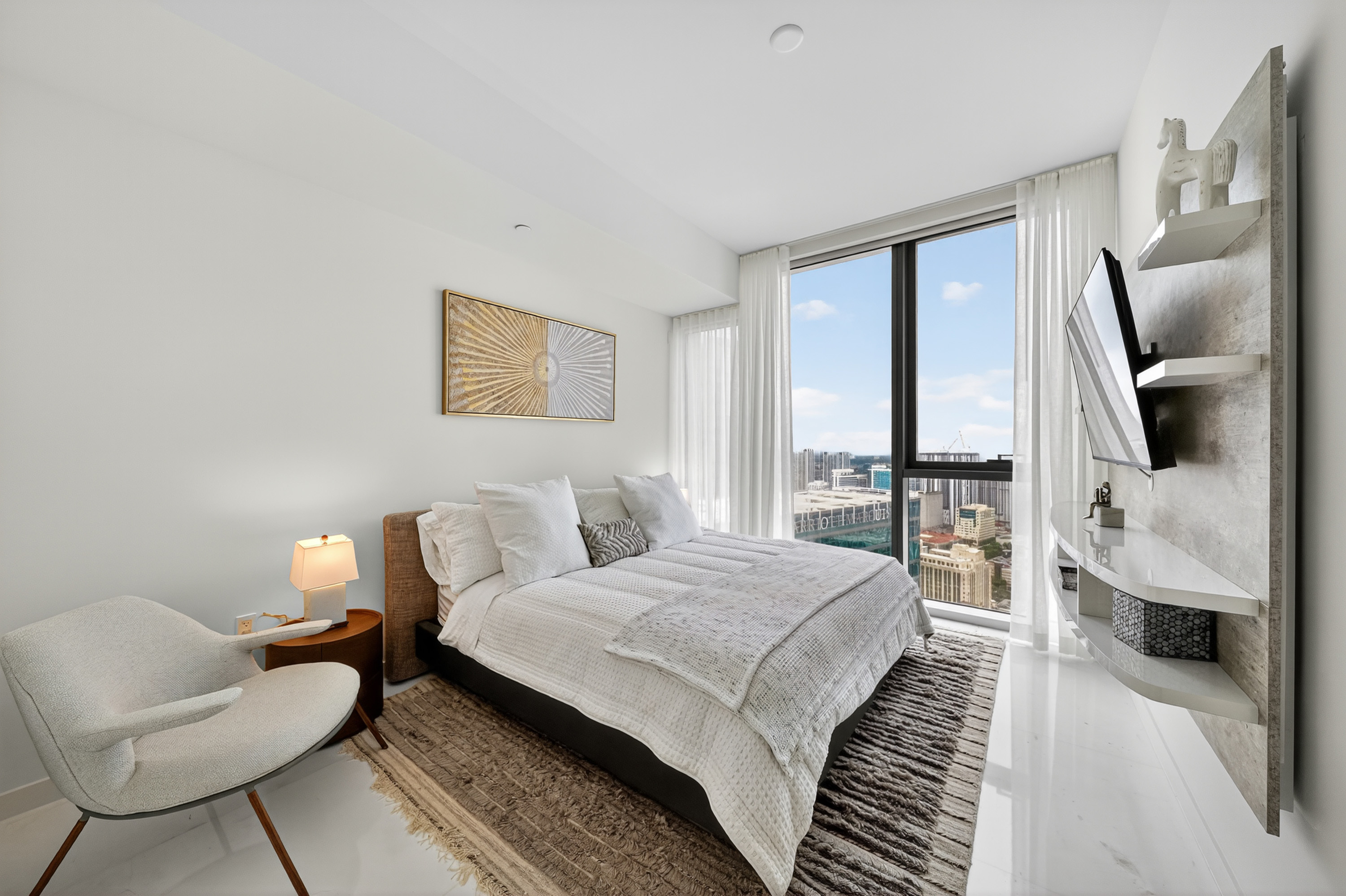 018 300 Biscayne Boulevard Way