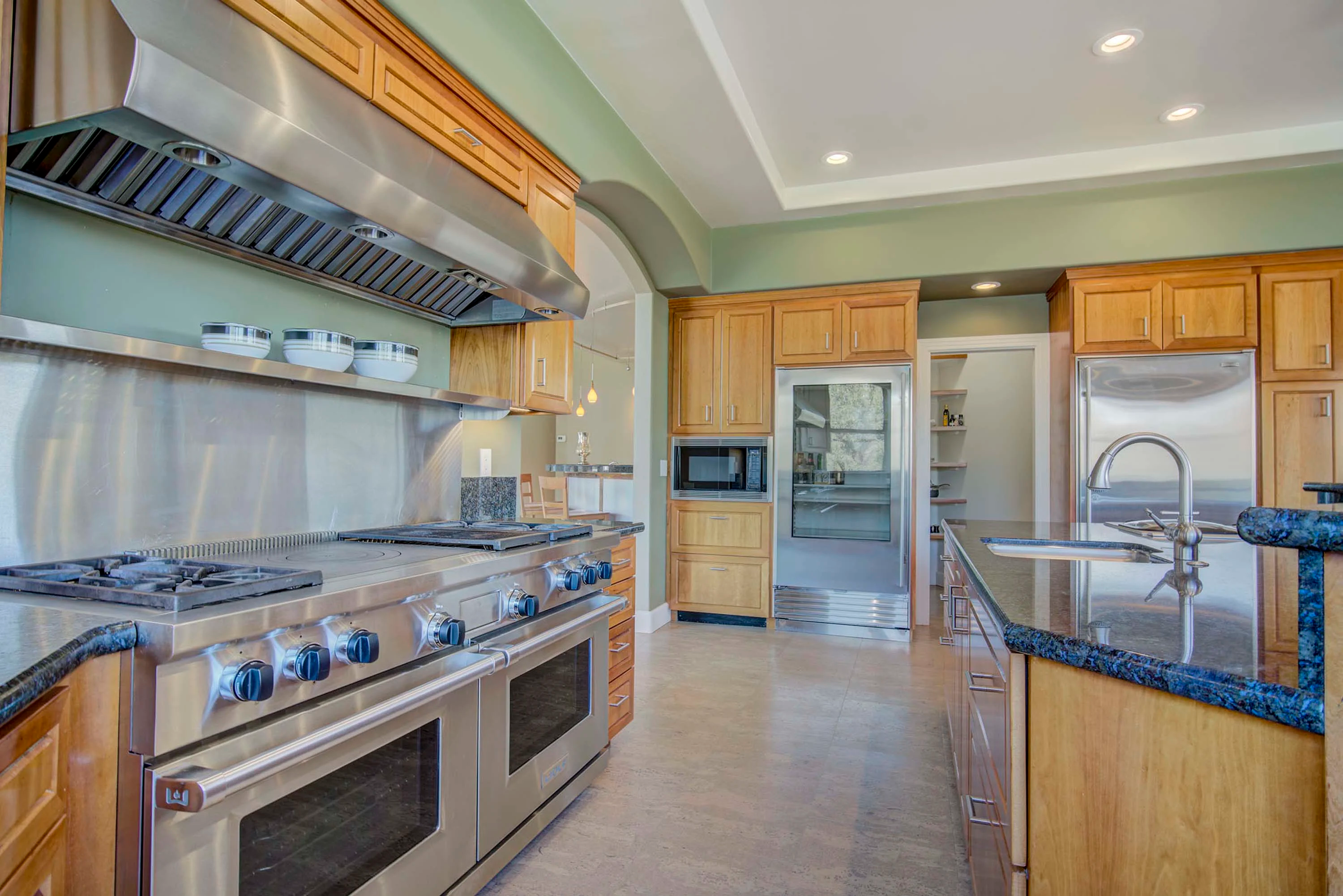 11391 Overhill Drive, Near Lake Tahoe, California 95602 - 11391-overhill_14_qrbe6i