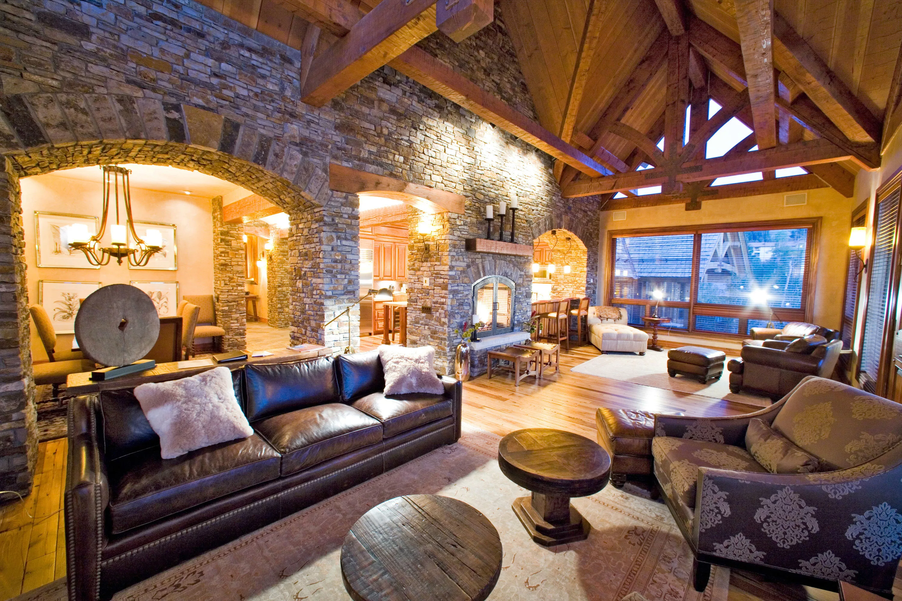 156 Country Club Drive, Telluride, Colorado 81435 - photo-of-cabin-156-seeforever-village-taken-for-stacey-34_qcoz4u